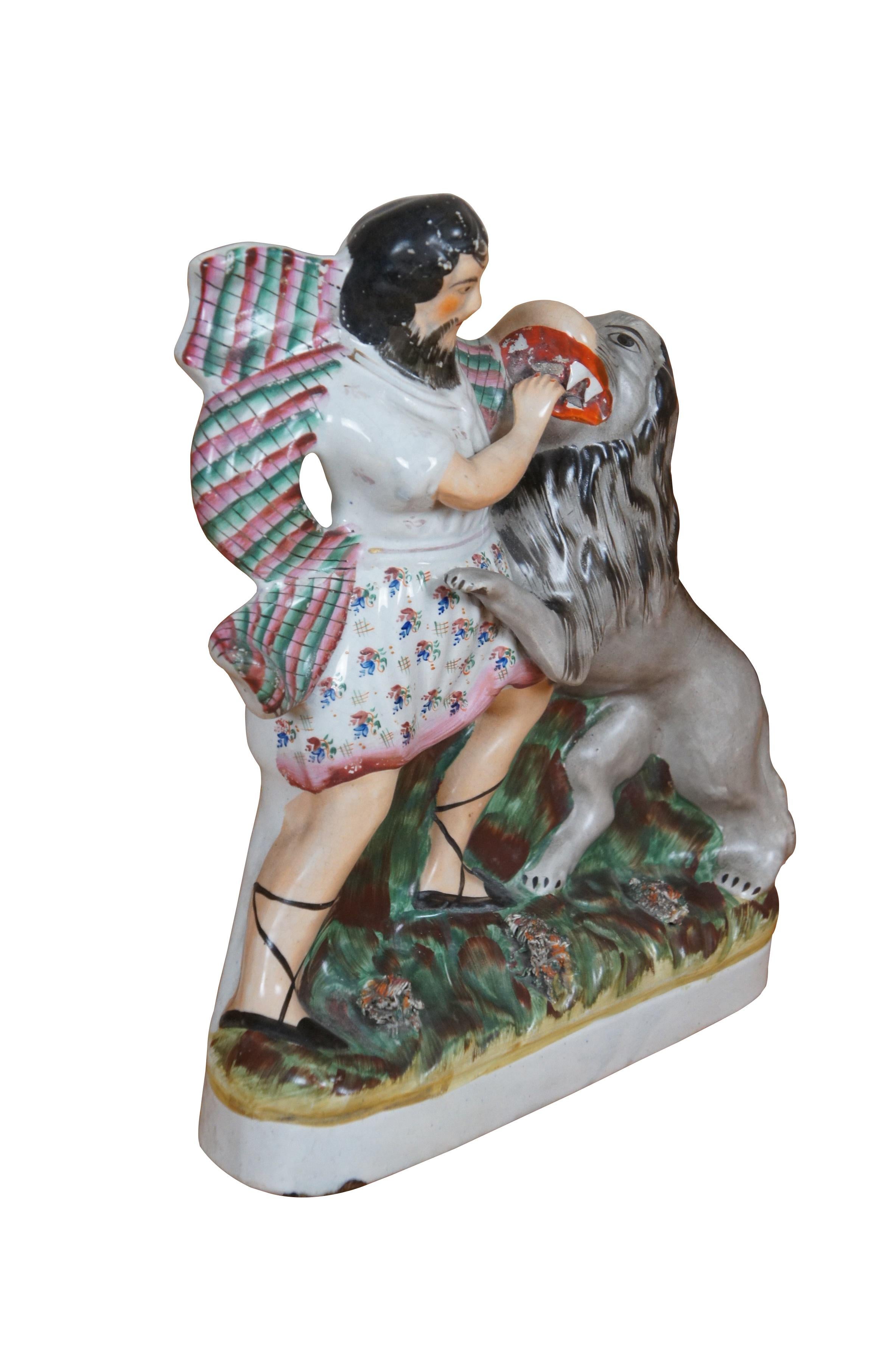 Victorien Antique Mid Century Antiques Staffordshire Porcelain Samson & the Lion Figurine 12