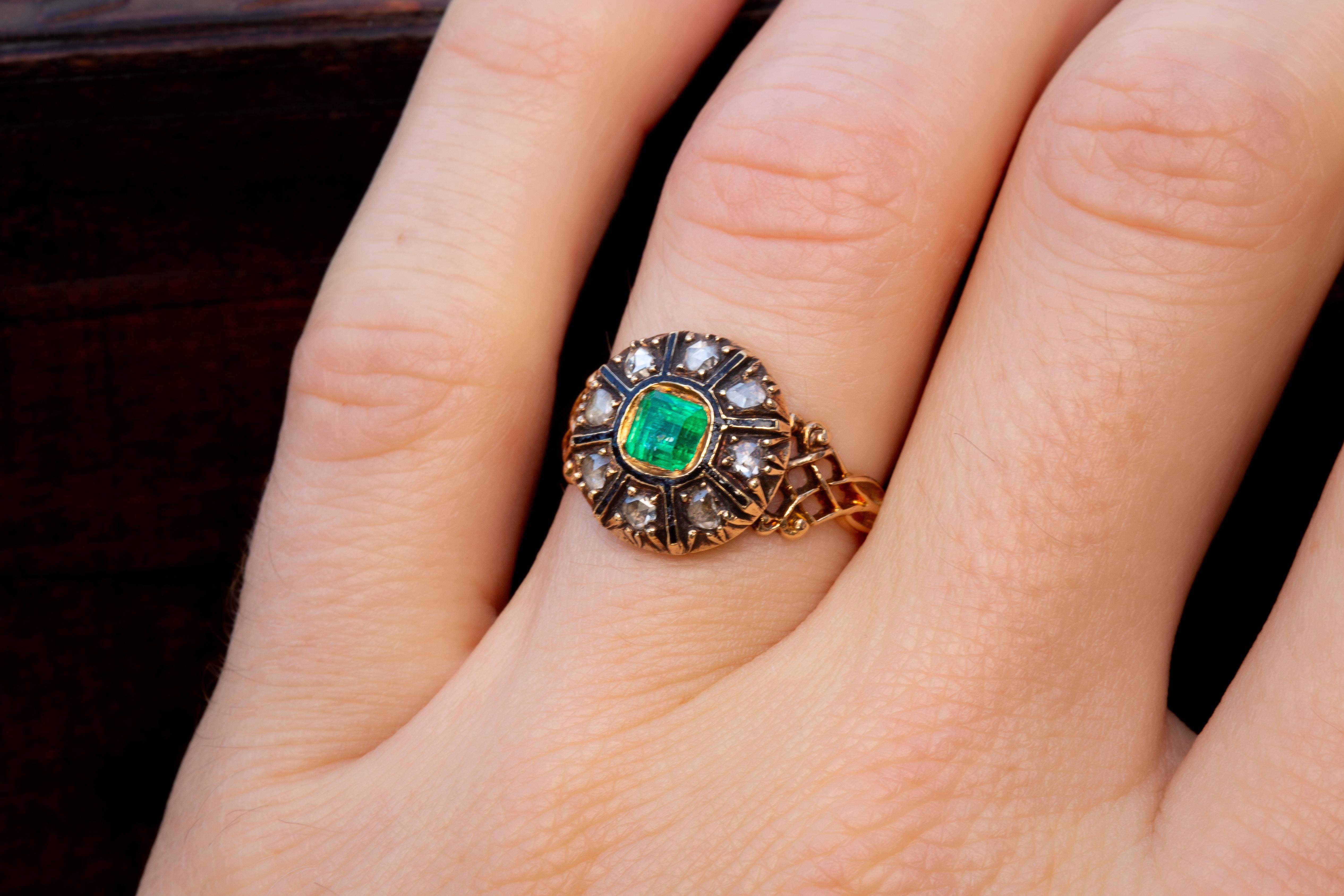 Antique Mid-19th Century Step Cut Emerald and Rose Cut Diamond Enamelled Cluster For Sale 6