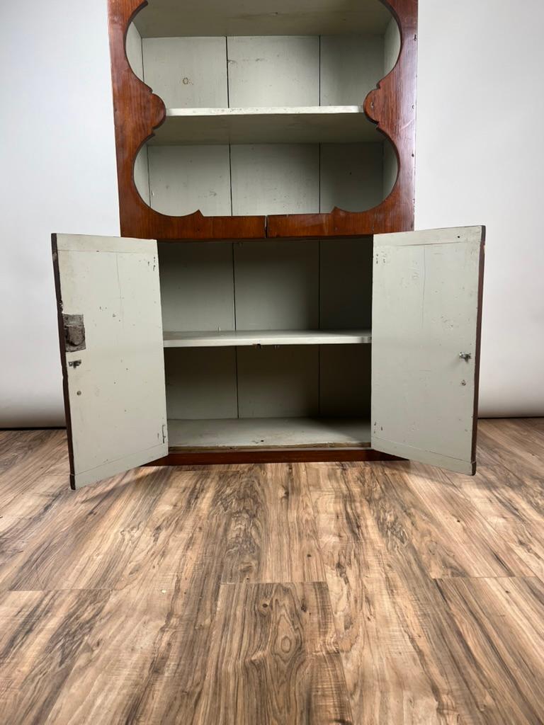 Antiker Mid Atlantic Country Kieferschrank c. Anfang 19. Jahrhundert im Angebot 4