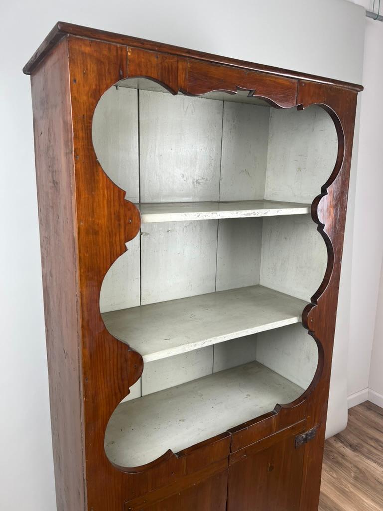 Antiker Mid Atlantic Country Kieferschrank c. Anfang 19. Jahrhundert im Angebot 2
