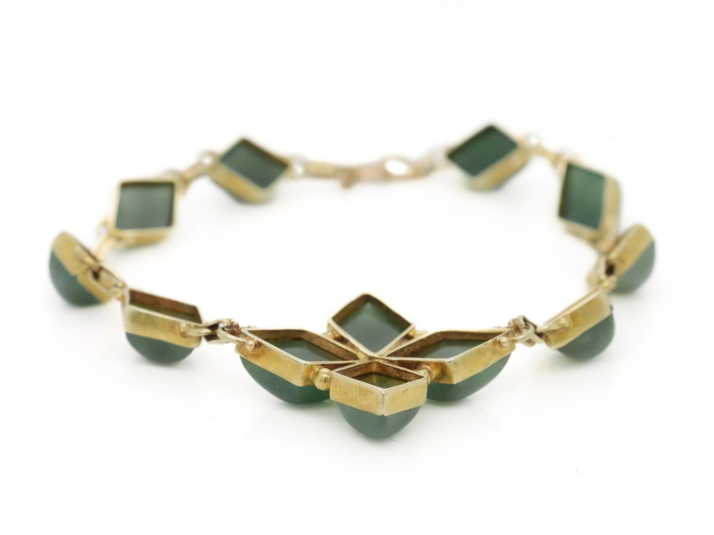 Antique Mid-Century 14k Gold & Green Jade Bracelet For Sale 9