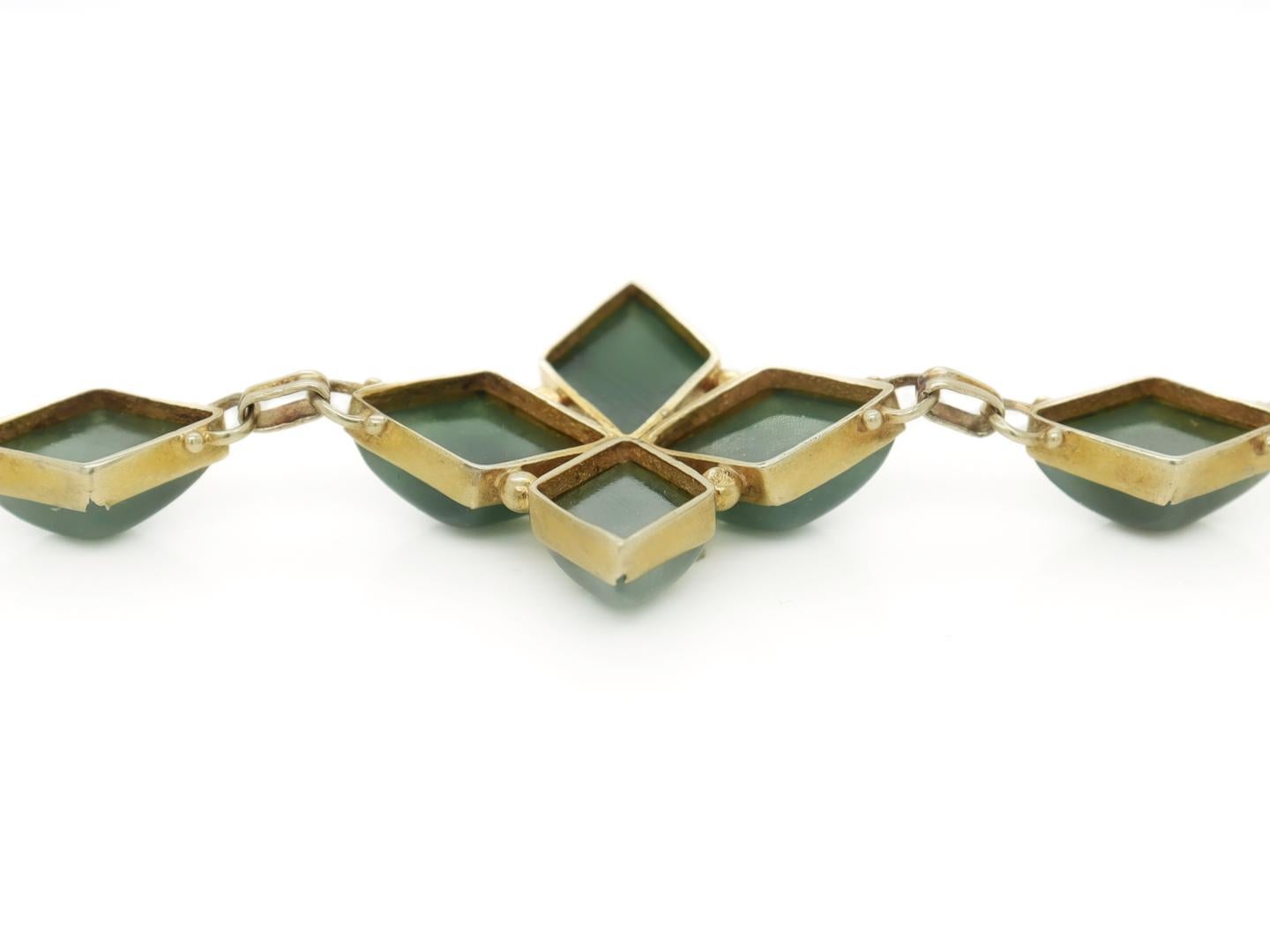 Antique Mid-Century 14k Gold & Green Jade Bracelet For Sale 11