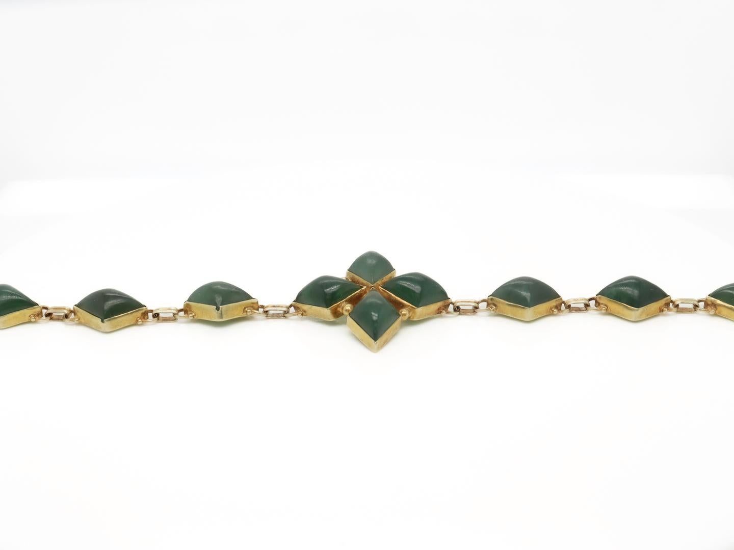 Antique Mid-Century 14k Gold & Green Jade Bracelet For Sale 2