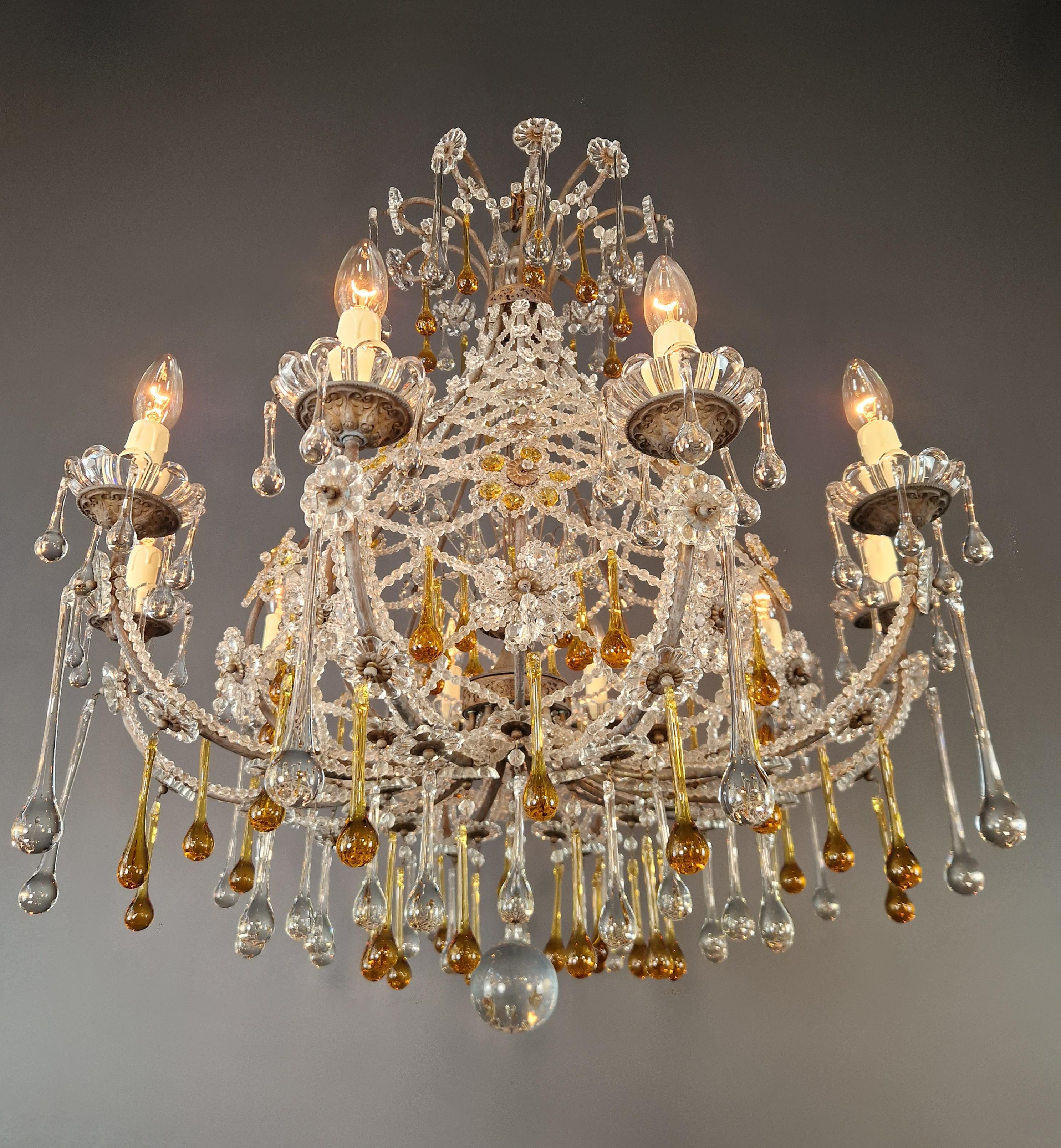Antigua araña de cristal de Murano de mediados de siglo con detalles de ámbar raramente cesta Italiano en venta