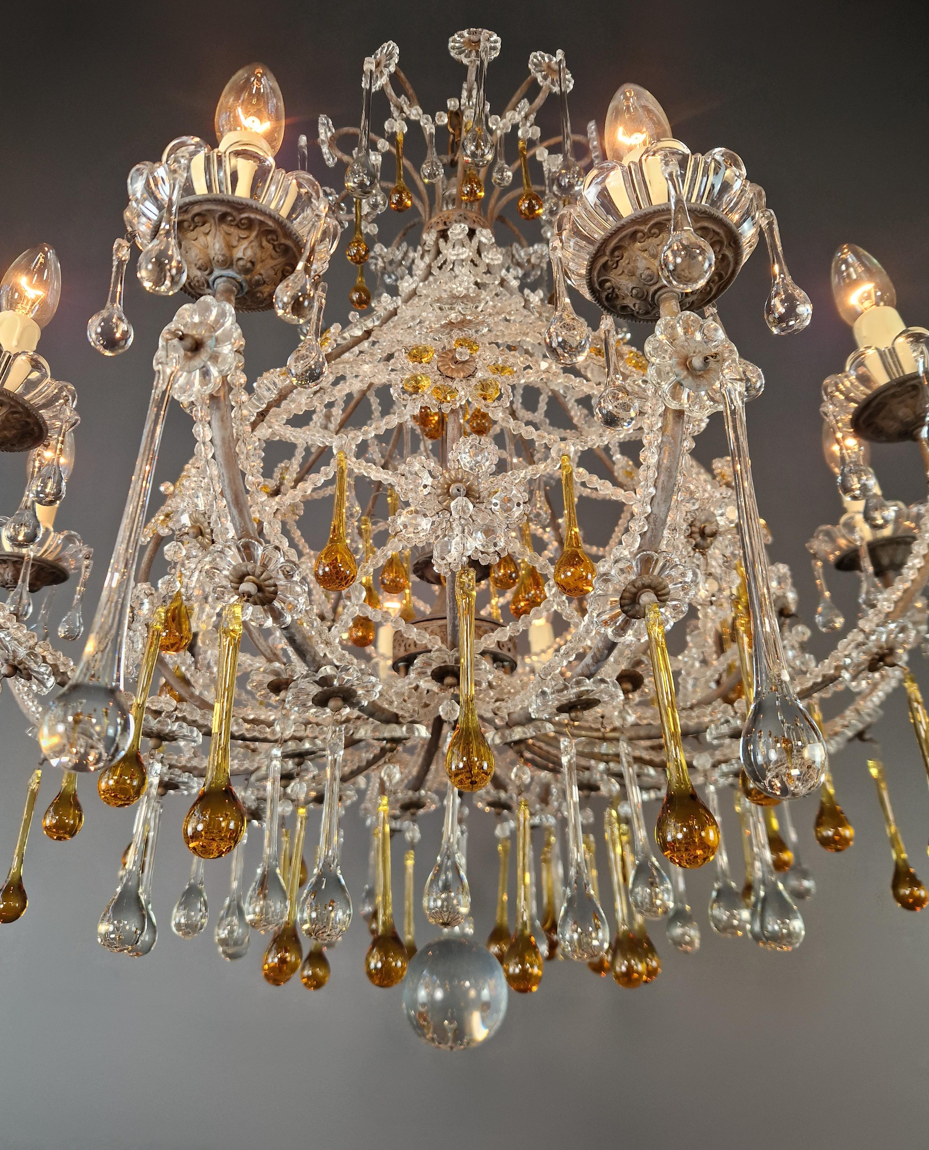 Antigua araña de cristal de Murano de mediados de siglo con detalles de ámbar raramente cesta Anudado a mano en venta