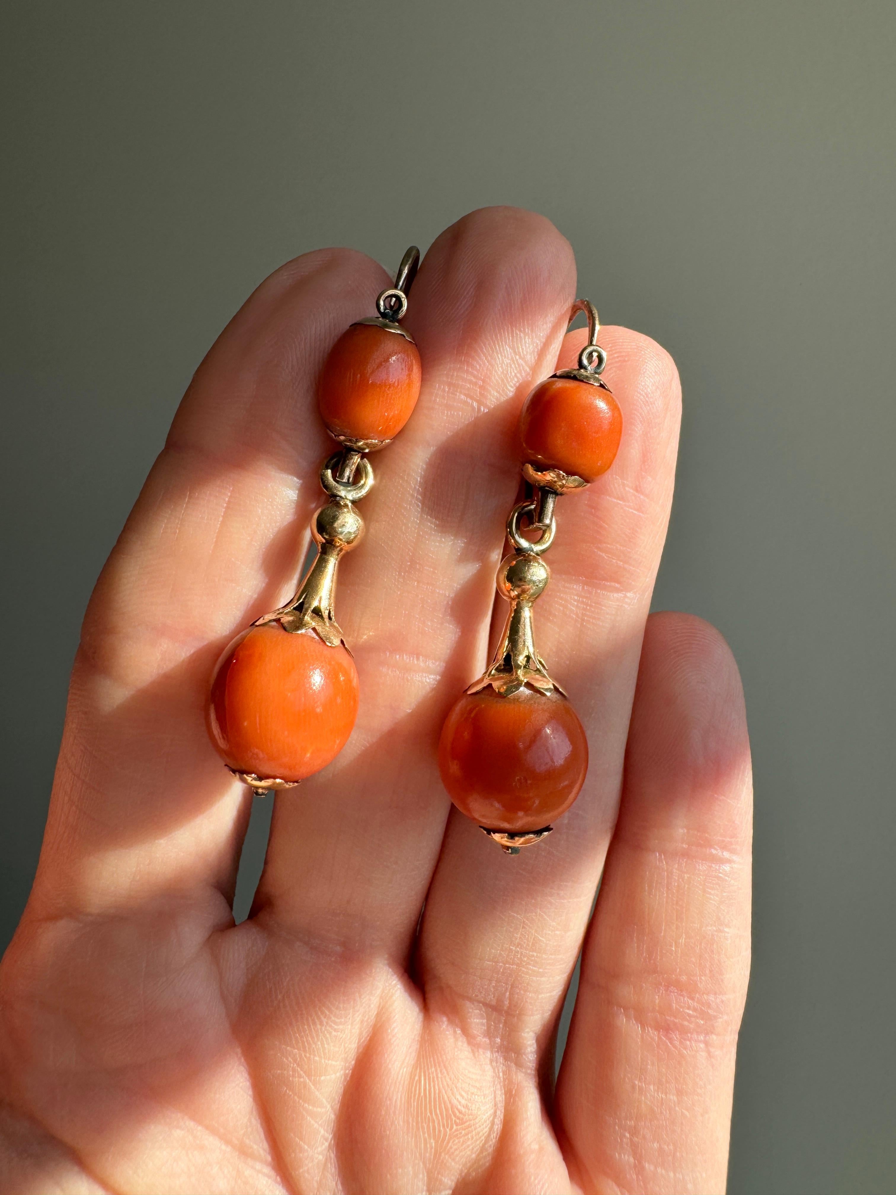 Antique Mid Victorian Day to Night Coral Drop Earrings In Good Condition For Sale In Hummelstown, PA