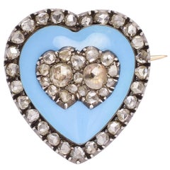 Broche ancienne du milieu de l'ère victorienne avec pendentif double cœur en diamant