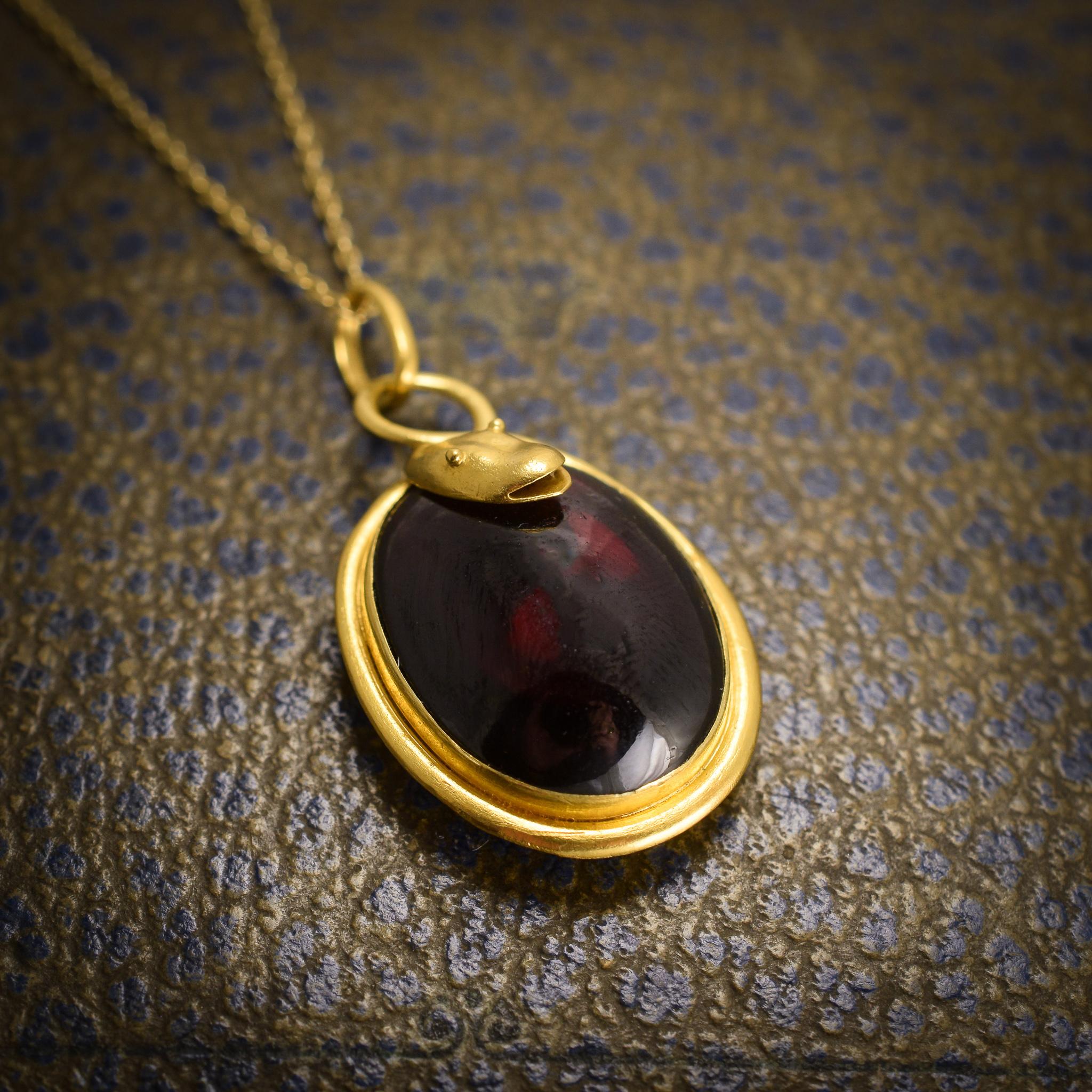 Antique Mid-Victorian Garnet and Snake Gold Pendant Necklace 3