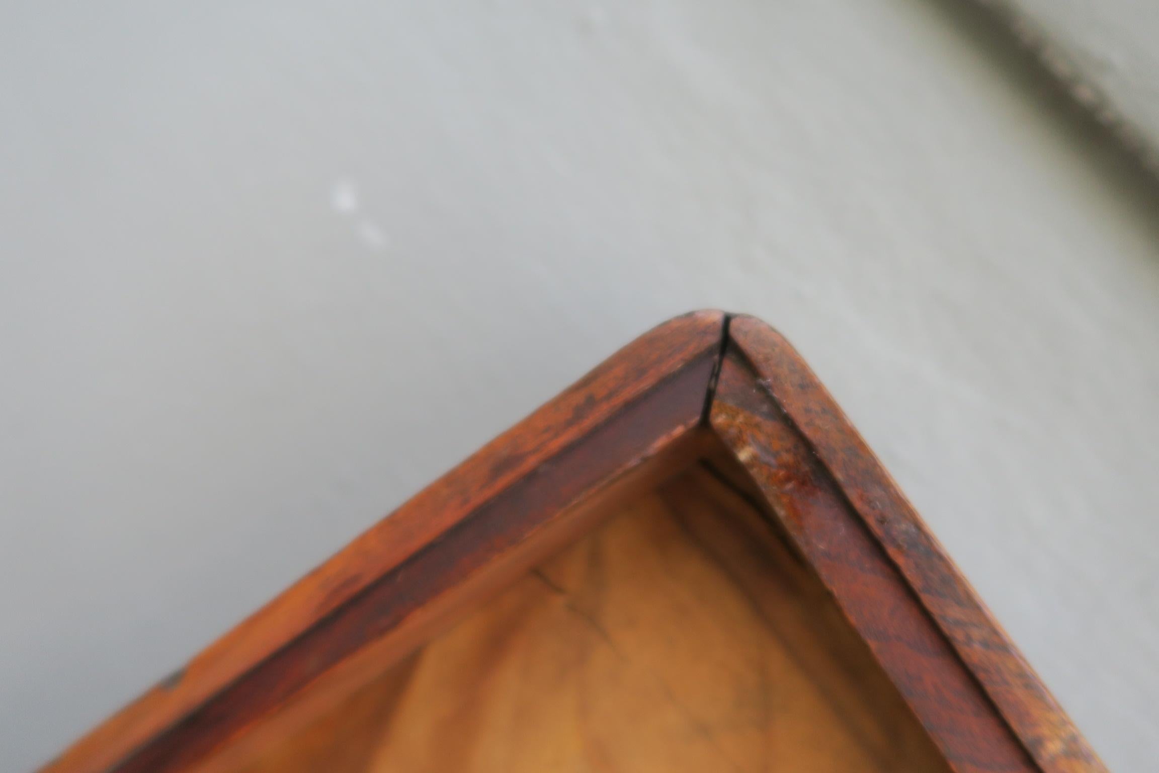 baúl militar antiguo de madera de alcanfor maciza de mediados de la época victoriana en venta 3