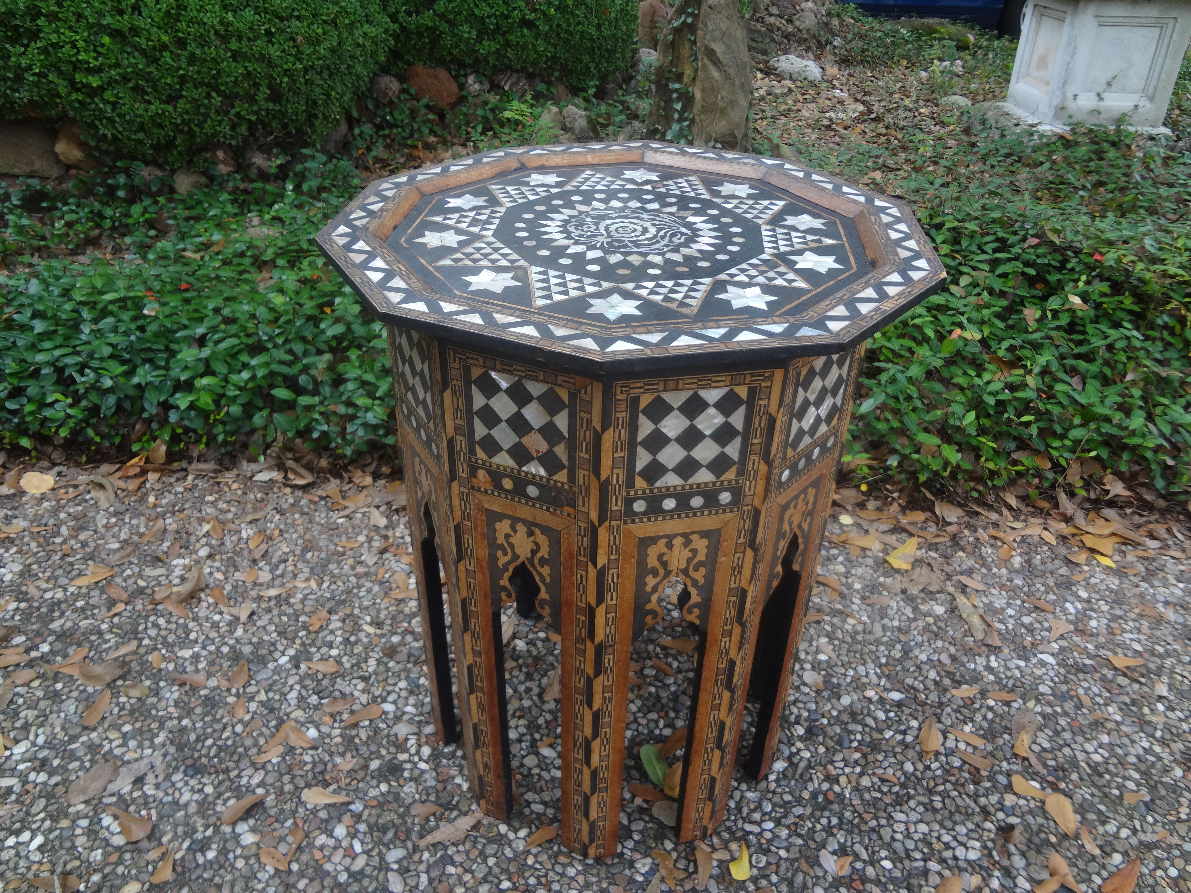 Moorish Antique Middle Eastern Arabesque Style Mother of Pearl Inlaid Table For Sale
