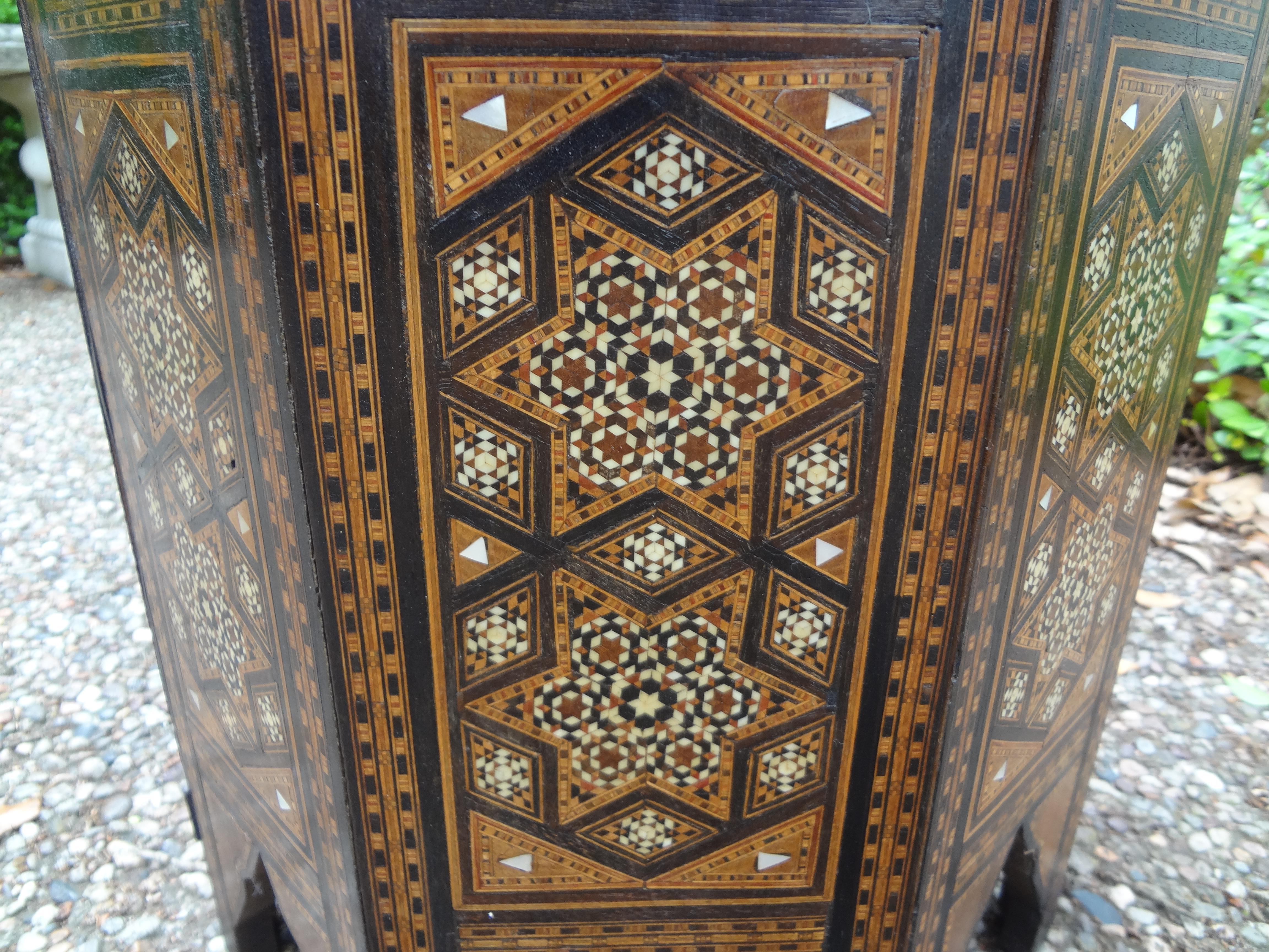 Moorish Antique Middle Eastern Arabesque Style Mother of Pearl Inlaid Table