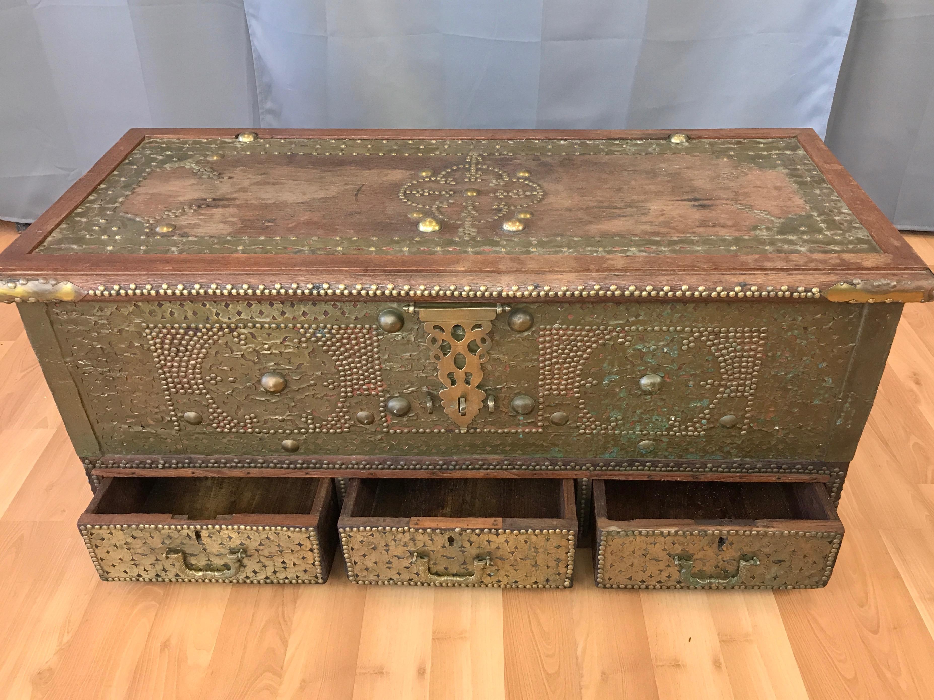Antique Middle Eastern Brass-Clad Wood Sailor’s Chest In Good Condition In San Francisco, CA