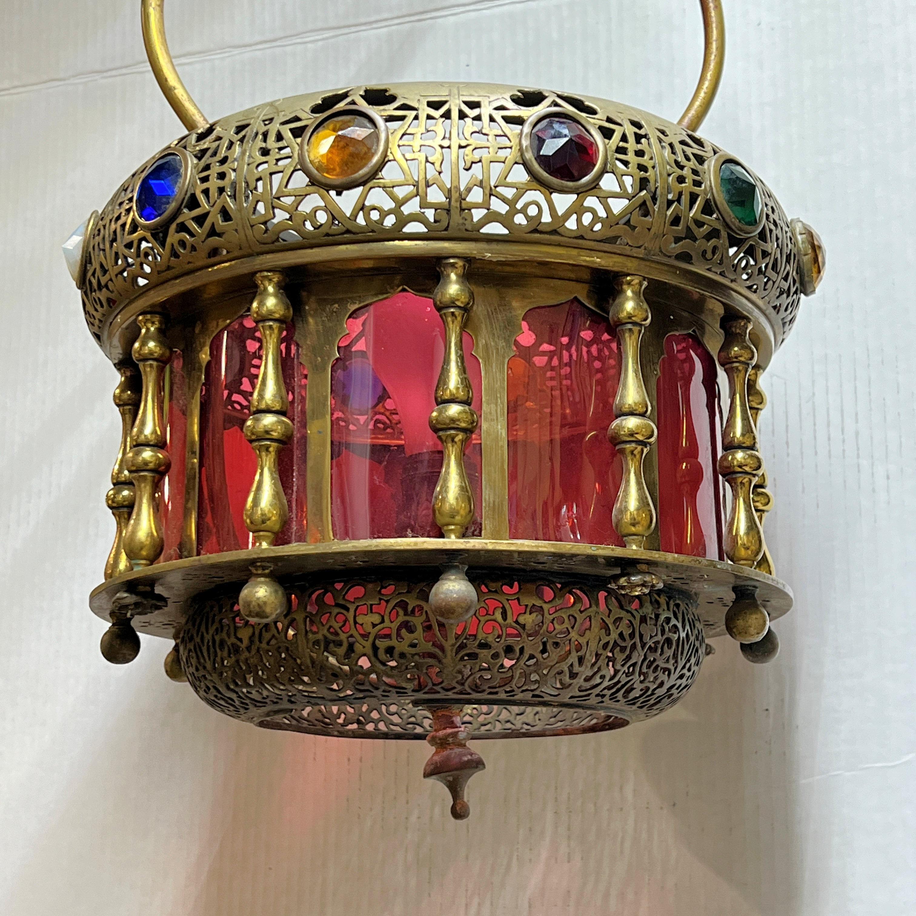 Syrien Lanterne ancienne du Moyen-Orient en bronze et verre en vente