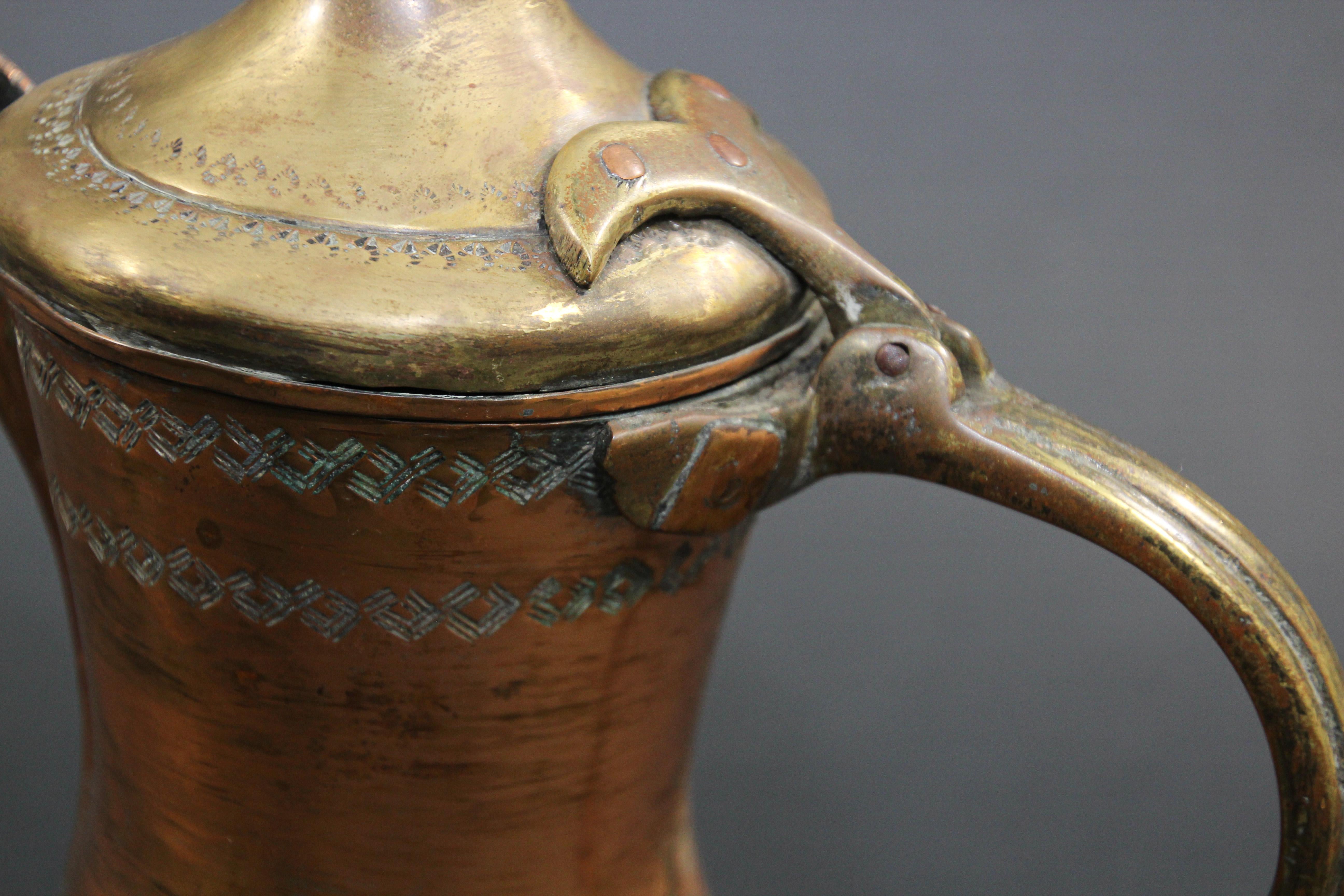Omani Antique Brass Middle Eastern Dallah Arabic Coffee Pot For Sale