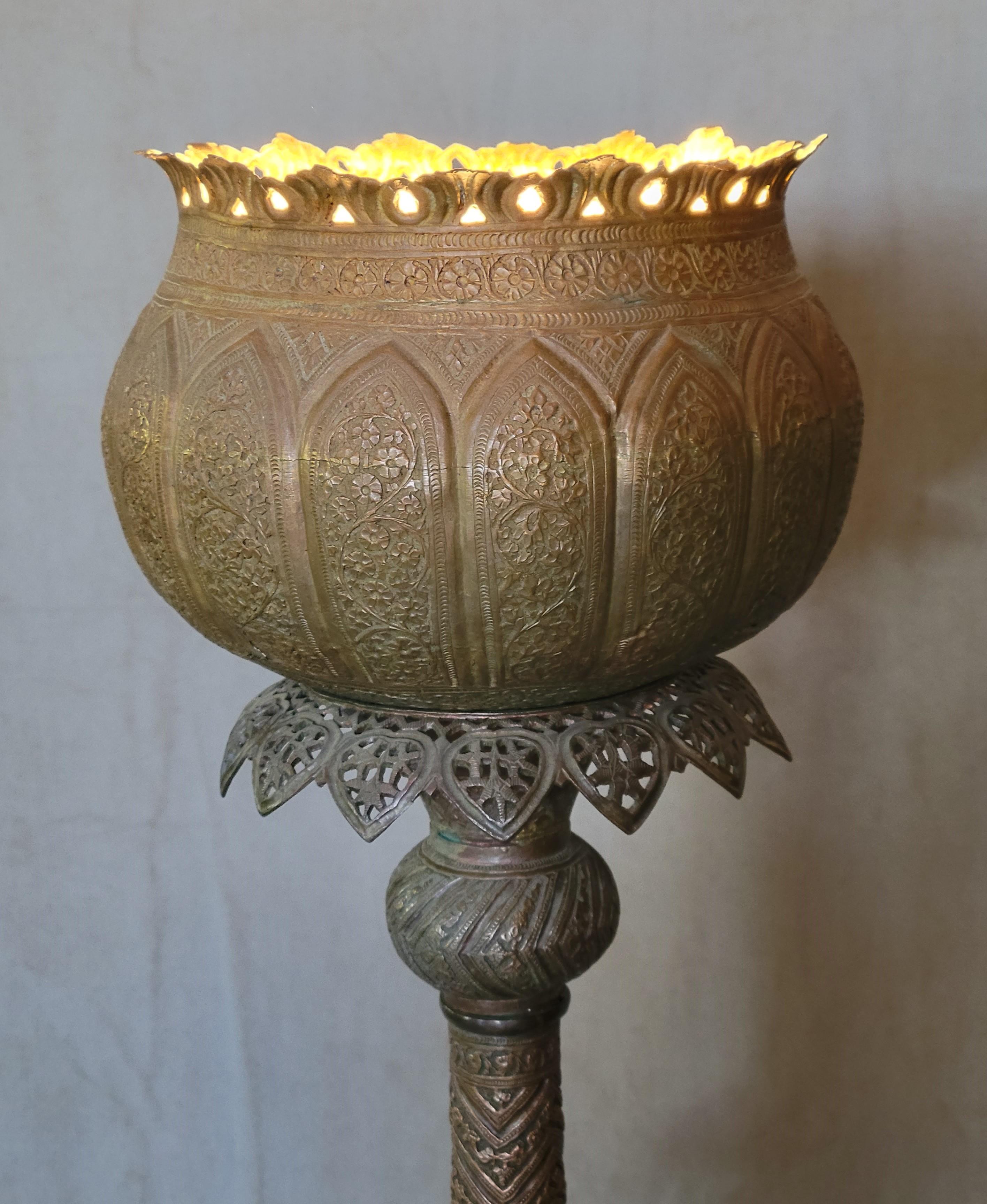 An eye-catching,  beautiful antique Middle Eastern / Moroccan / Moorish incised and pierced copper torchiere floor lamp. New wiring with new floor switch and LED 6