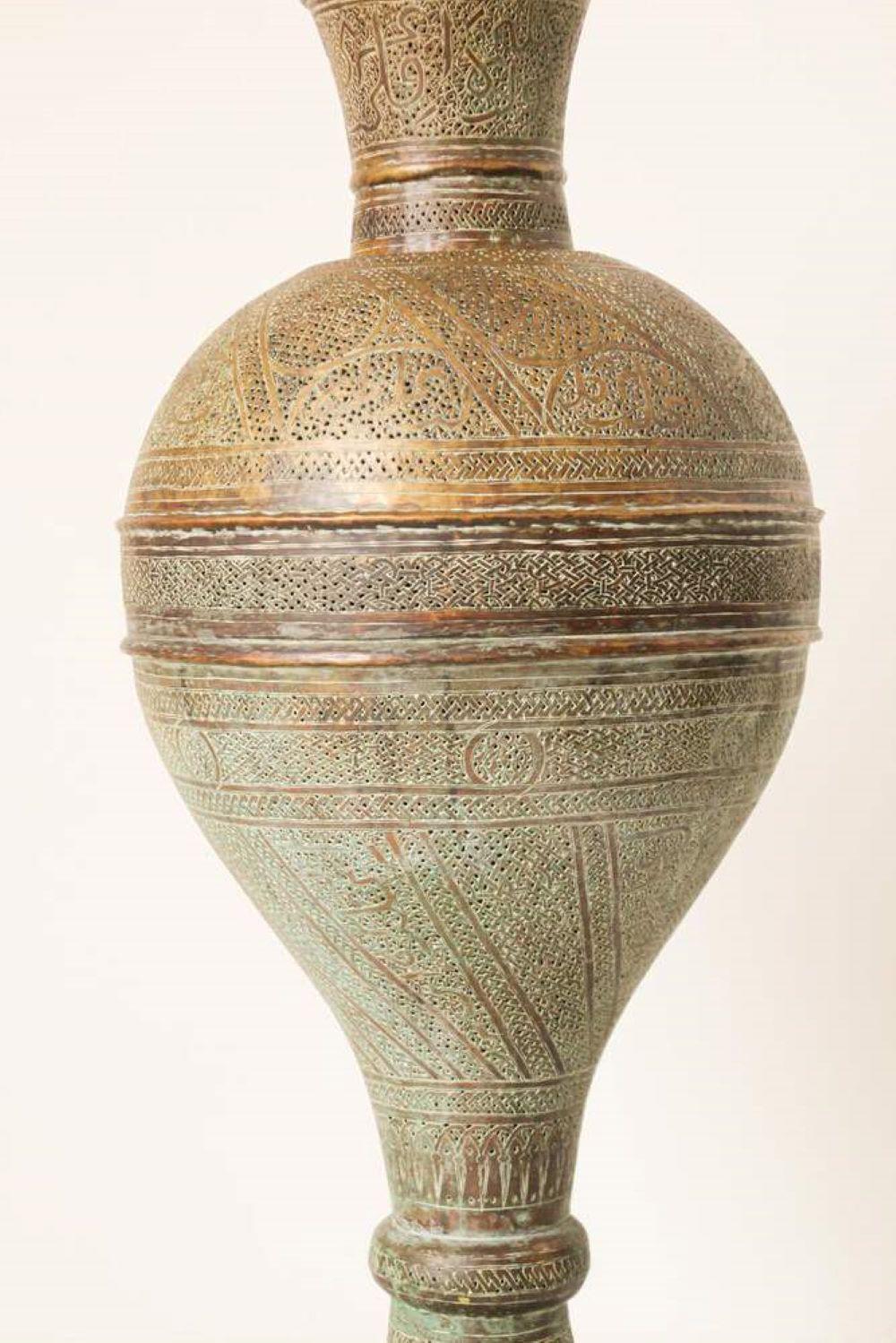 lampadaire en laiton ancien