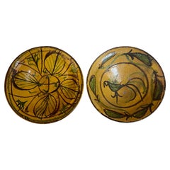 Ensemble de deux bols en poterie du Moyen-Orient, vers 1940