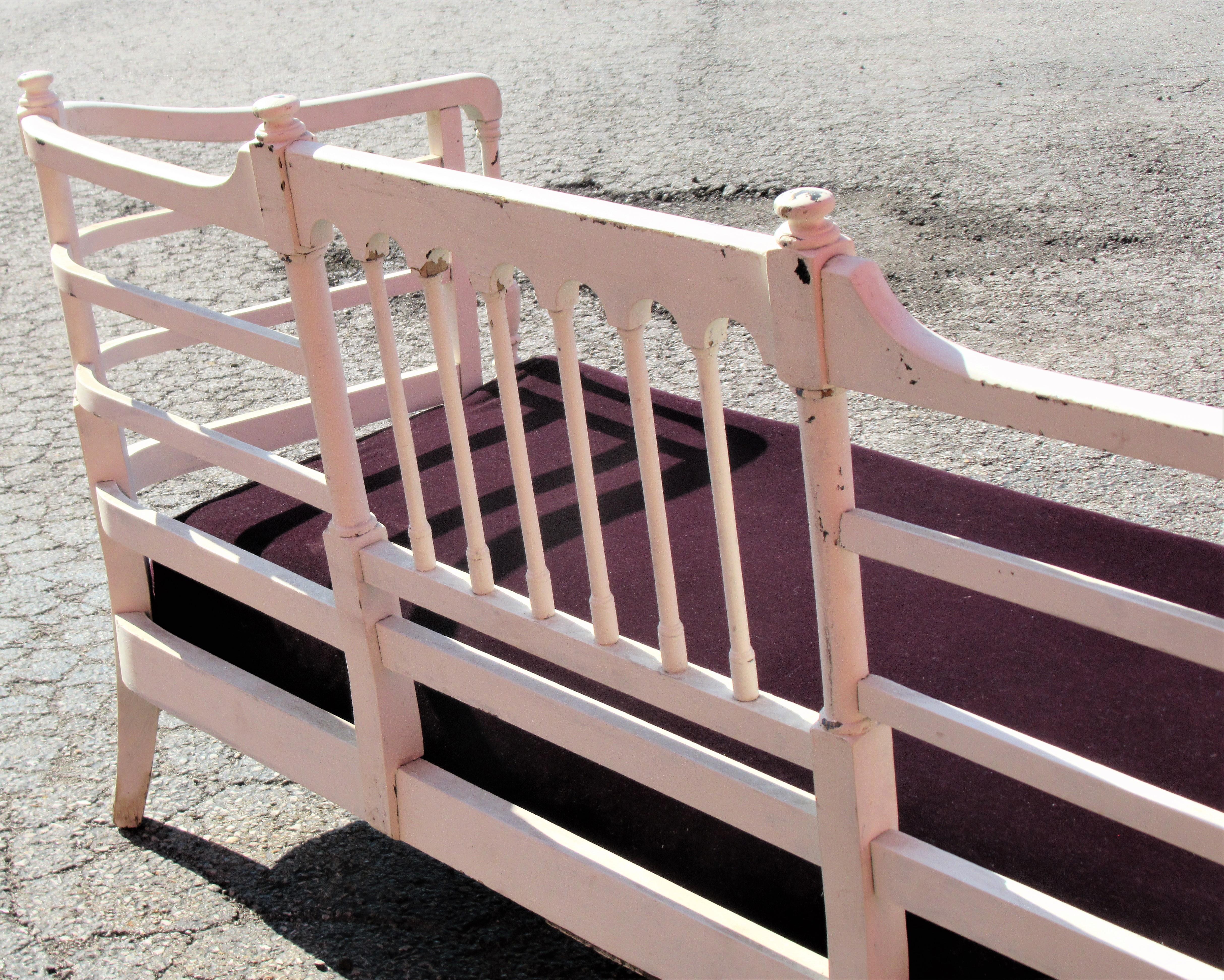 Antique Middle Eastern Style Settee In Good Condition In Rochester, NY