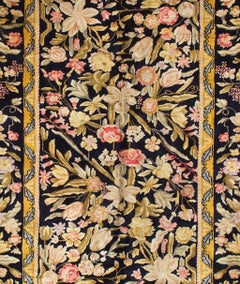 Alfombra austriaca antigua de Savonnerie azul noche con flores blancas, hacia 1940