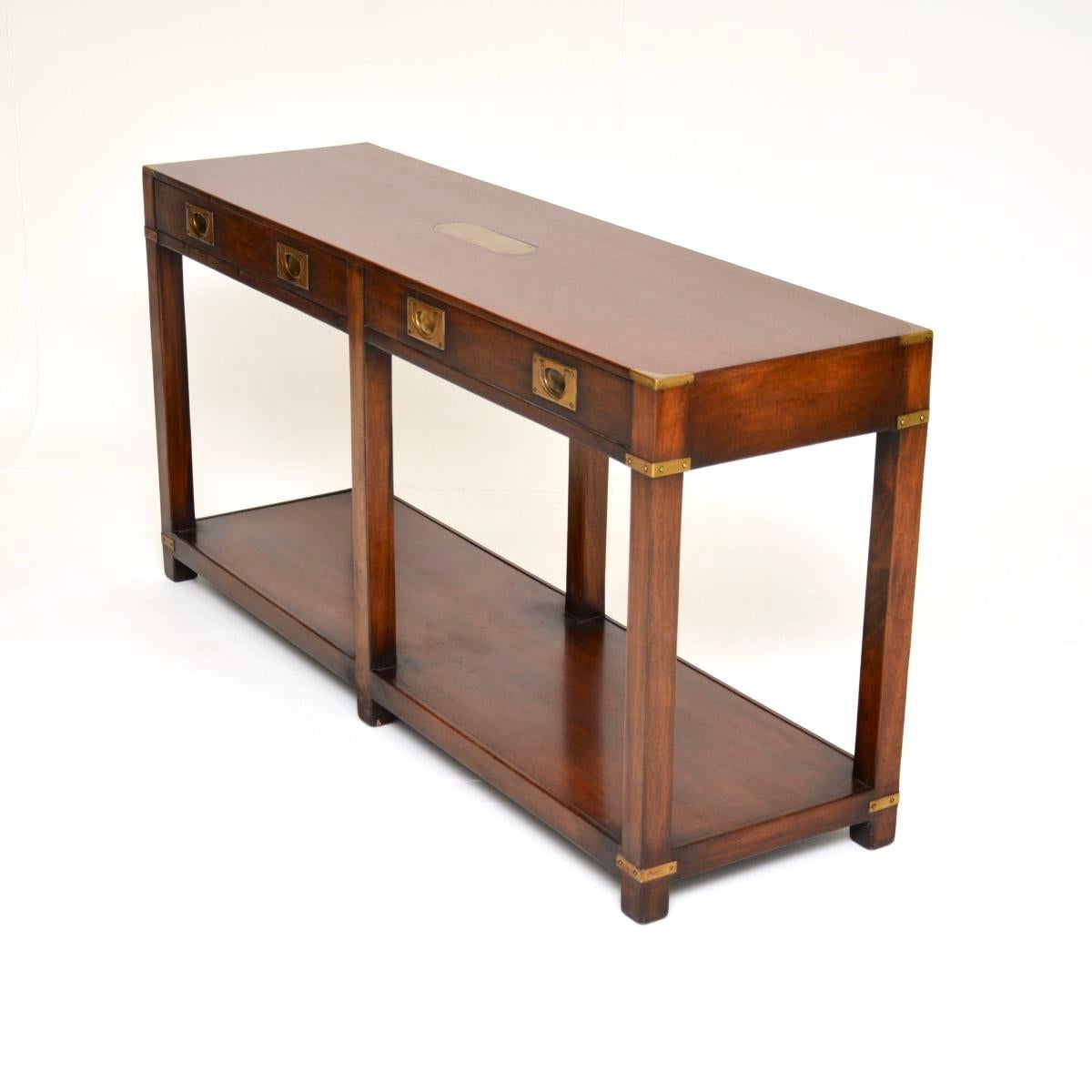 Mesa consola antigua estilo campaña militar Británico en venta
