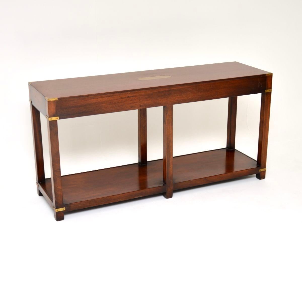 Mesa consola antigua estilo campaña militar en Bueno estado para la venta en London, GB