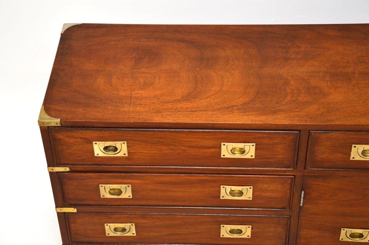 Aparador / Armario Antiguo Estilo Campaña Militar en venta 1