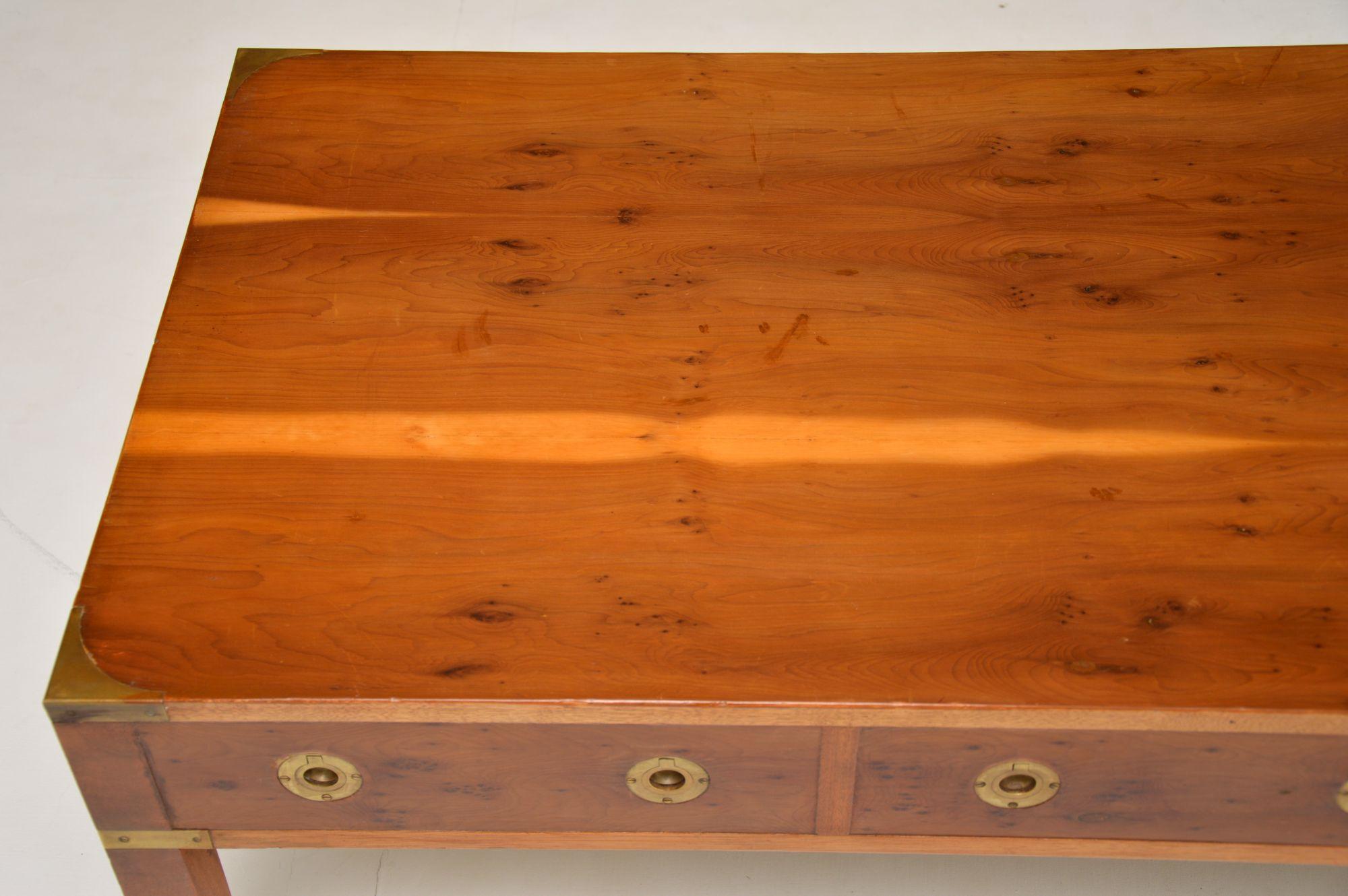 Antique Military Campaign Style Yew Wood Coffee Table In Good Condition In London, GB