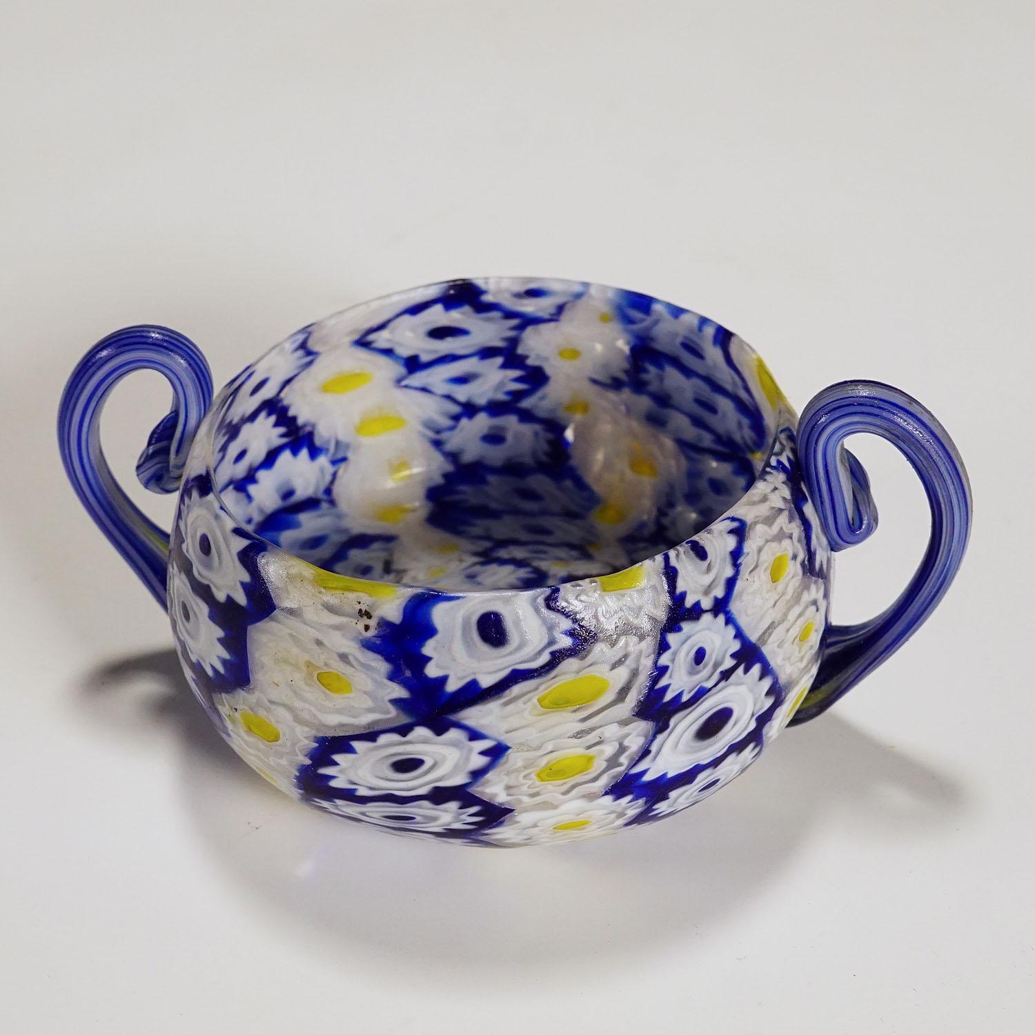 Italian Antique Millefiori Bowl in Blue, Yellow and White, Fratelli Toso Murano 1910 For Sale