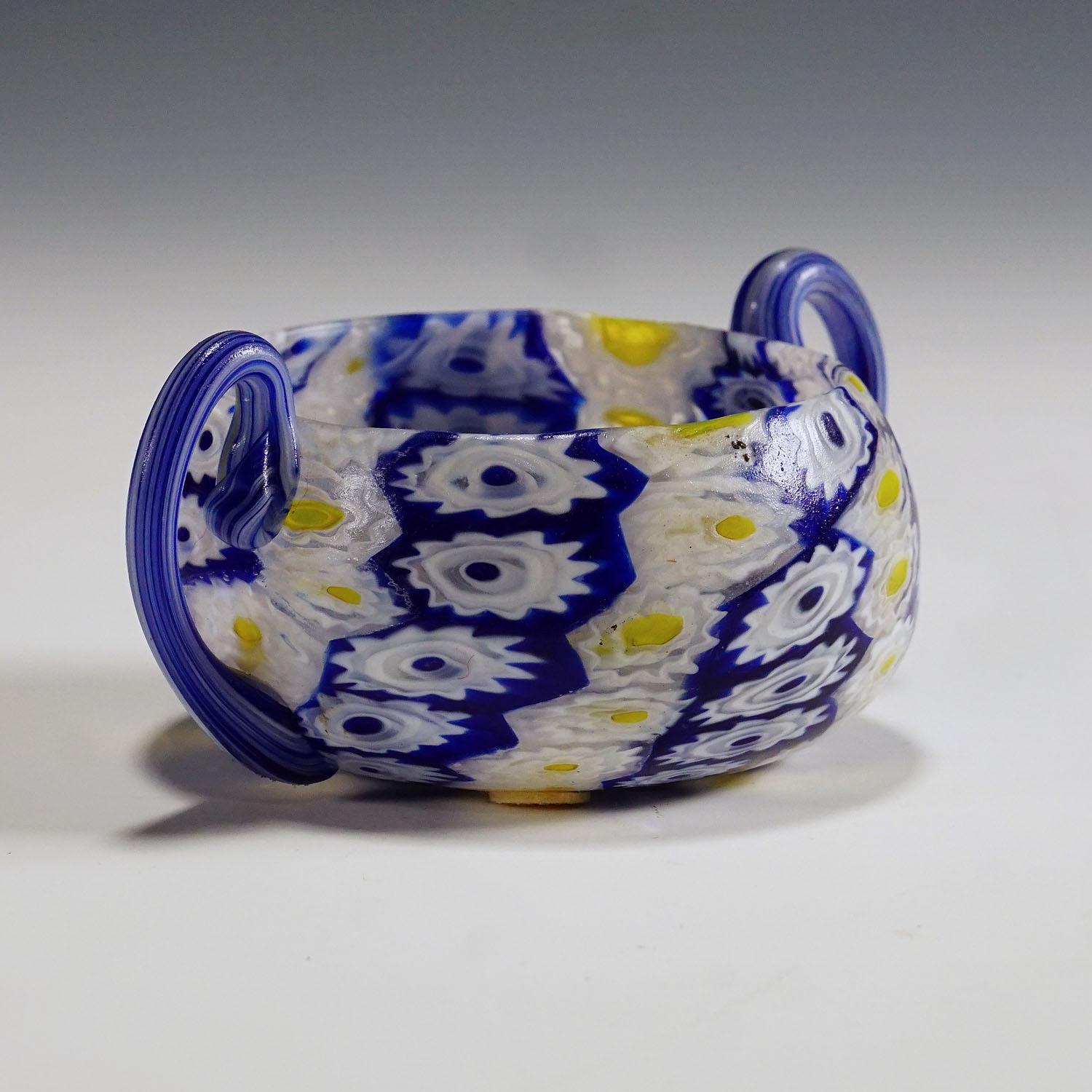 Hand-Crafted Antique Millefiori Bowl in Blue, Yellow and White, Fratelli Toso Murano 1910 For Sale