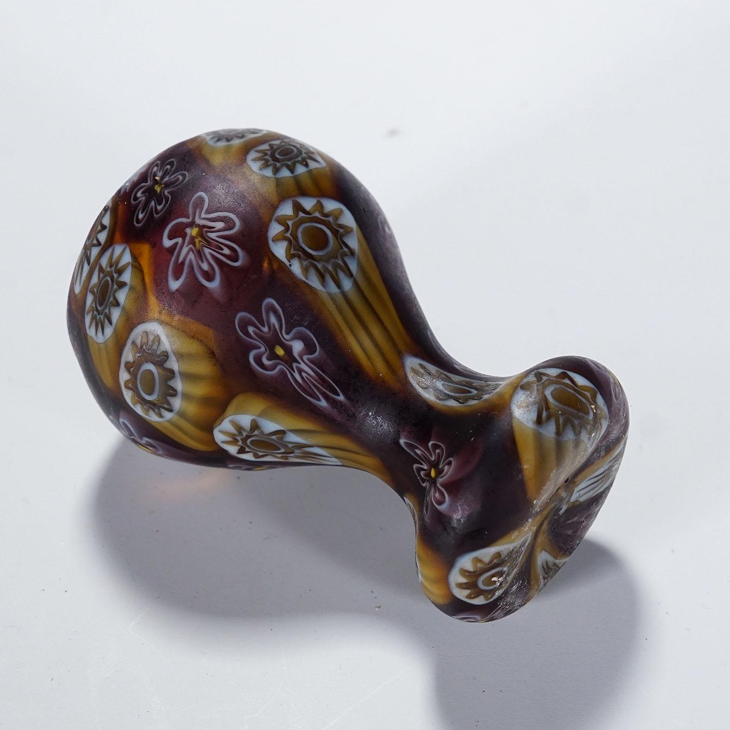 Antico vaso Millefiori di Fratelli Toso Murano inizio XX secolo In condizioni buone in vendita a Berghuelen, DE