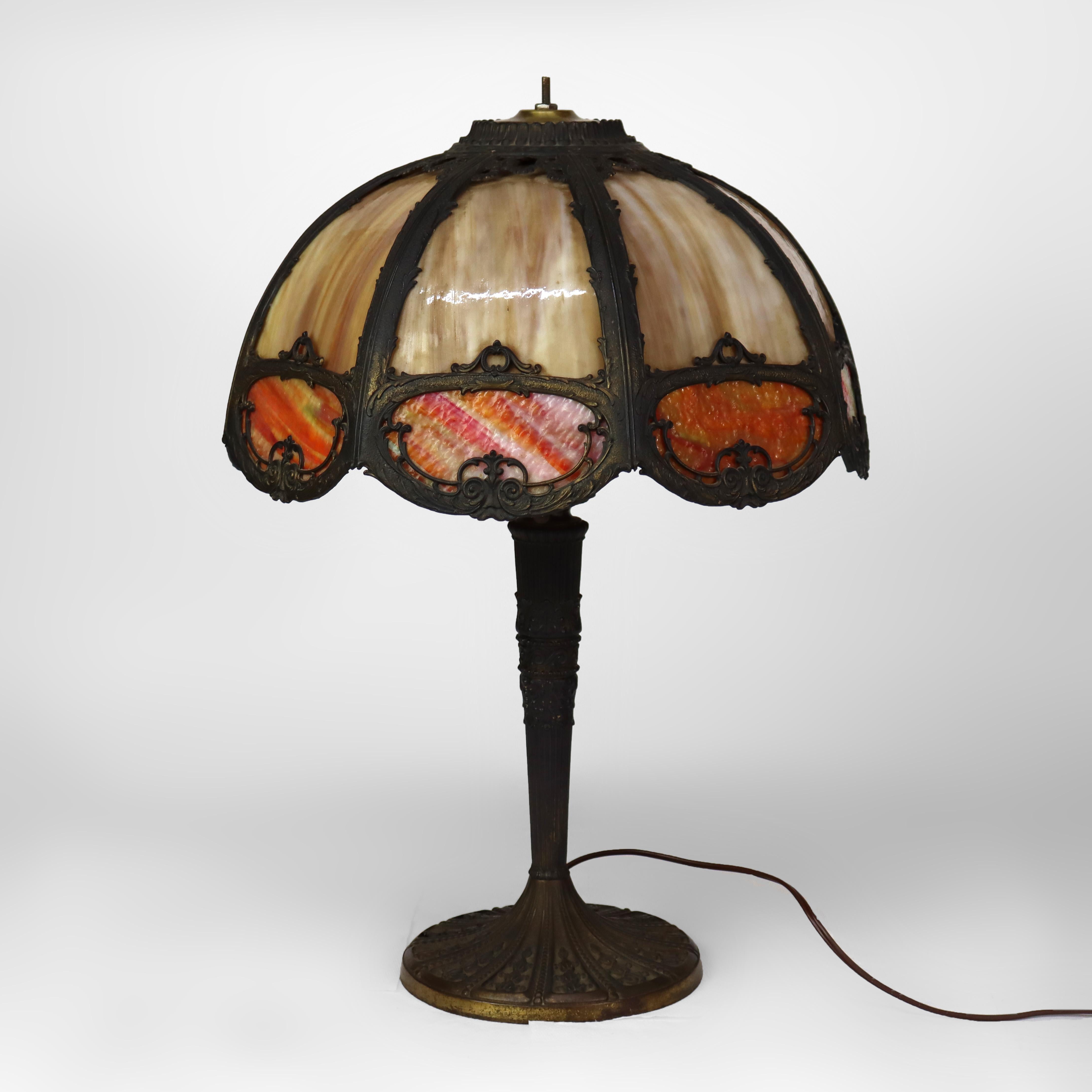 Antique Miller School Arts & Crafts Two Tone Slag Glass Table Lamp C1920 (Arts and Crafts) im Angebot
