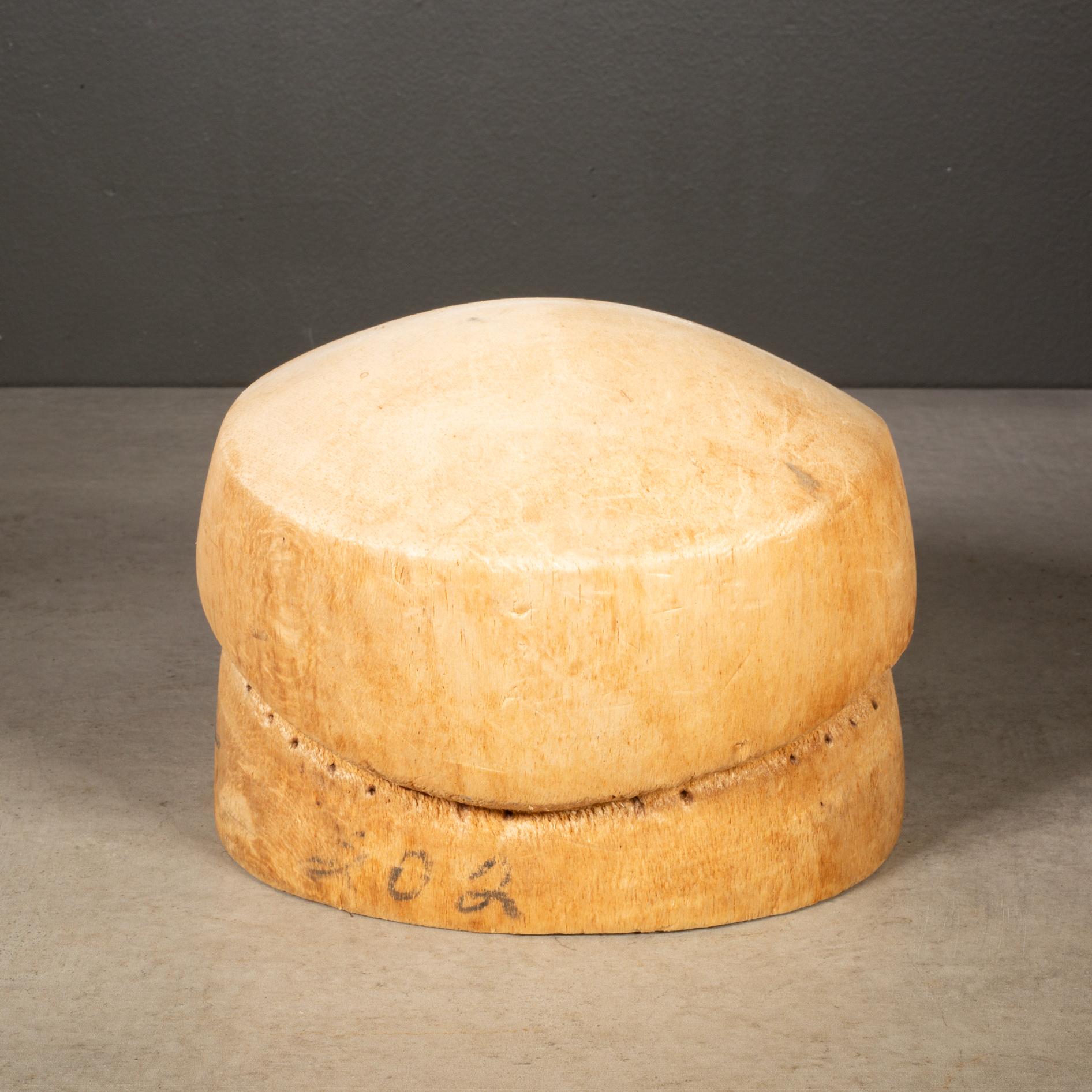Legno Antico modulo per cappelli da modisteria, 1890-1920 ca. in vendita