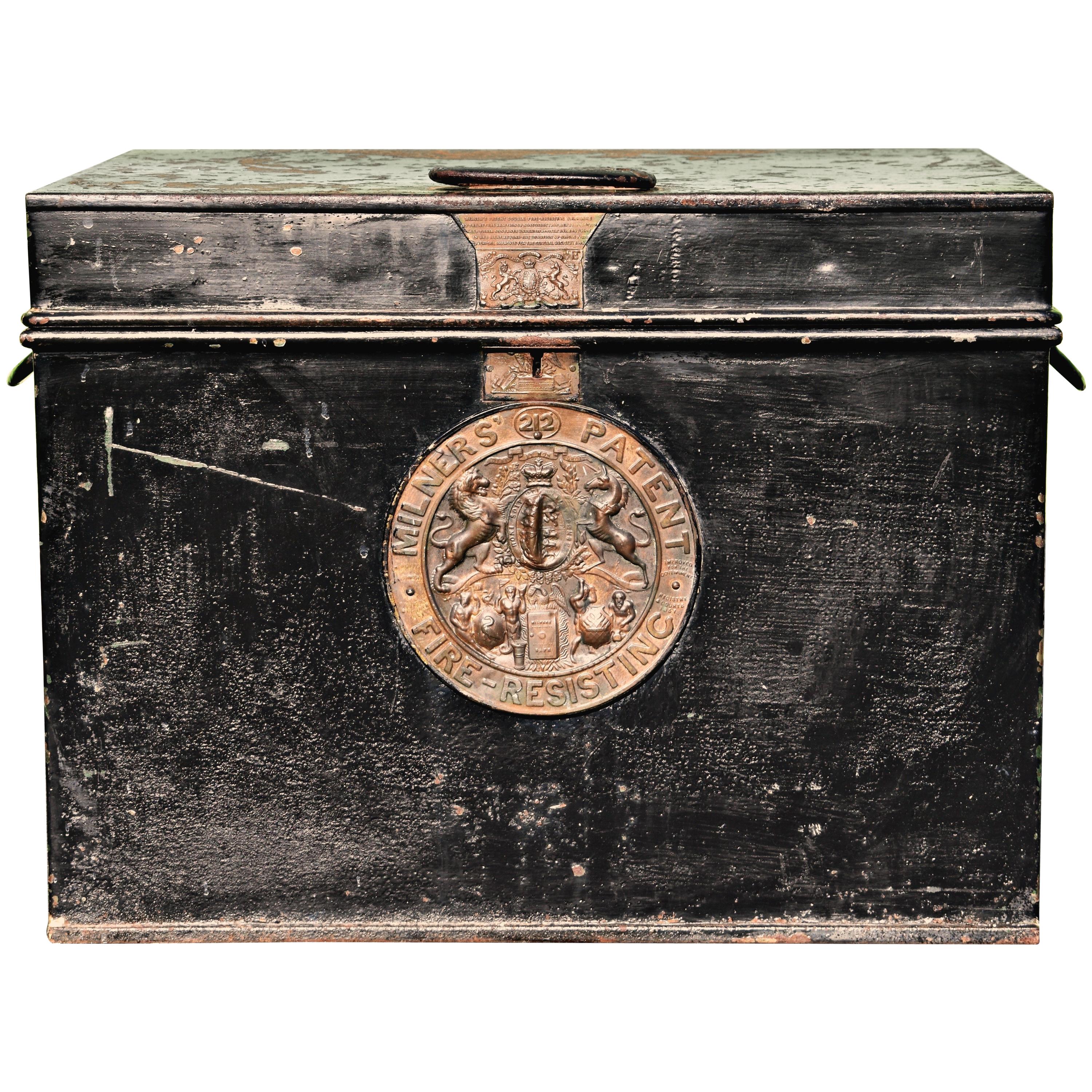 Antique coffret de cheminée ou coffret fort 212 Milners, Angleterre, vers 1870 en vente