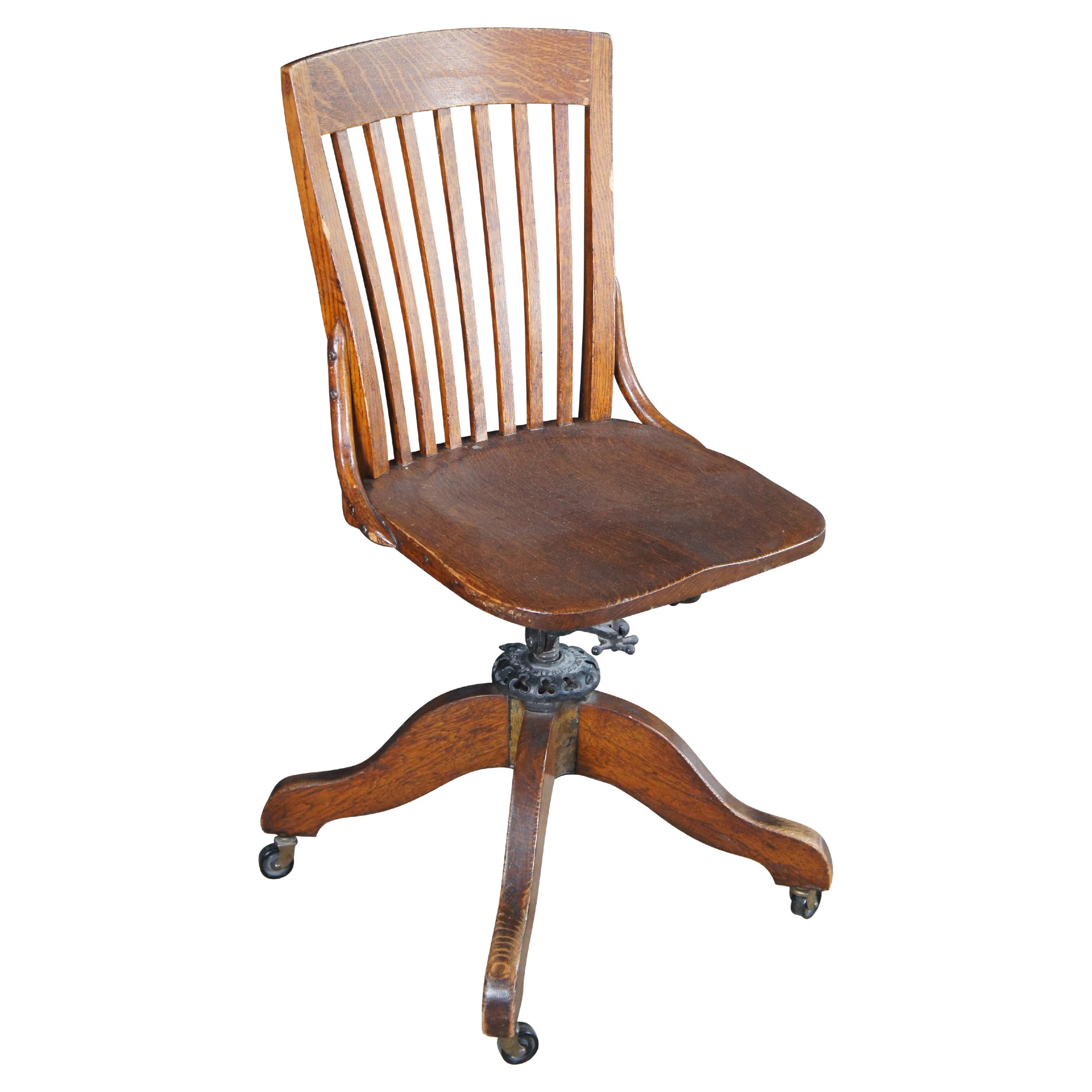 Antique Milwaukee Quartersawn Oak Adjustable Swivel Library Office Desk Chair For Sale