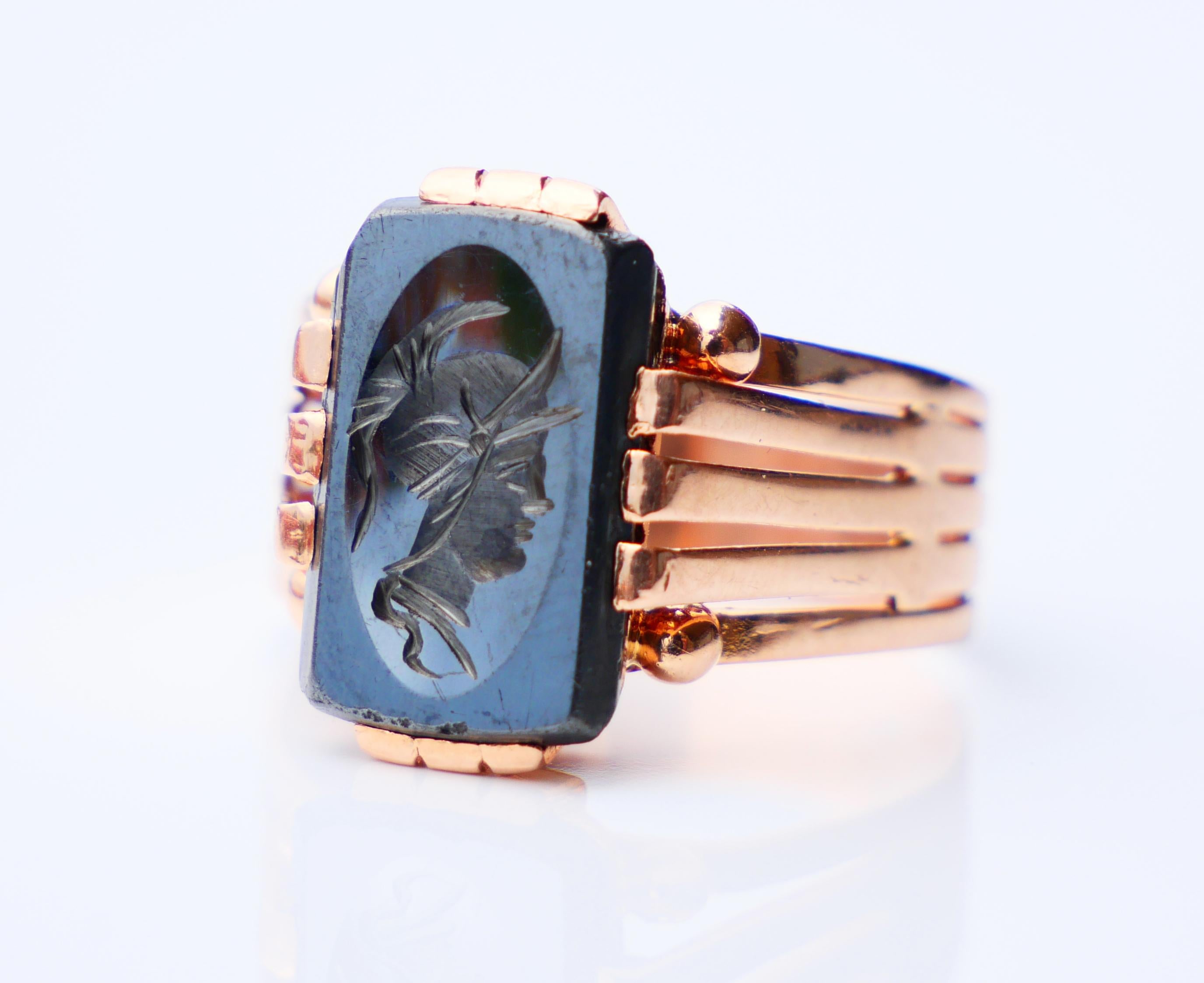 Antique Minerva Unisex Ring Intaglio Hematite solid 585 / 14K Gold ØUS8 / 6.2 gr For Sale 4