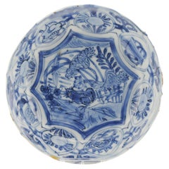 Antique Ming 1600-1644 Chinese Porcelain Wanli / Tianqi Kraak FROG scene Plate
