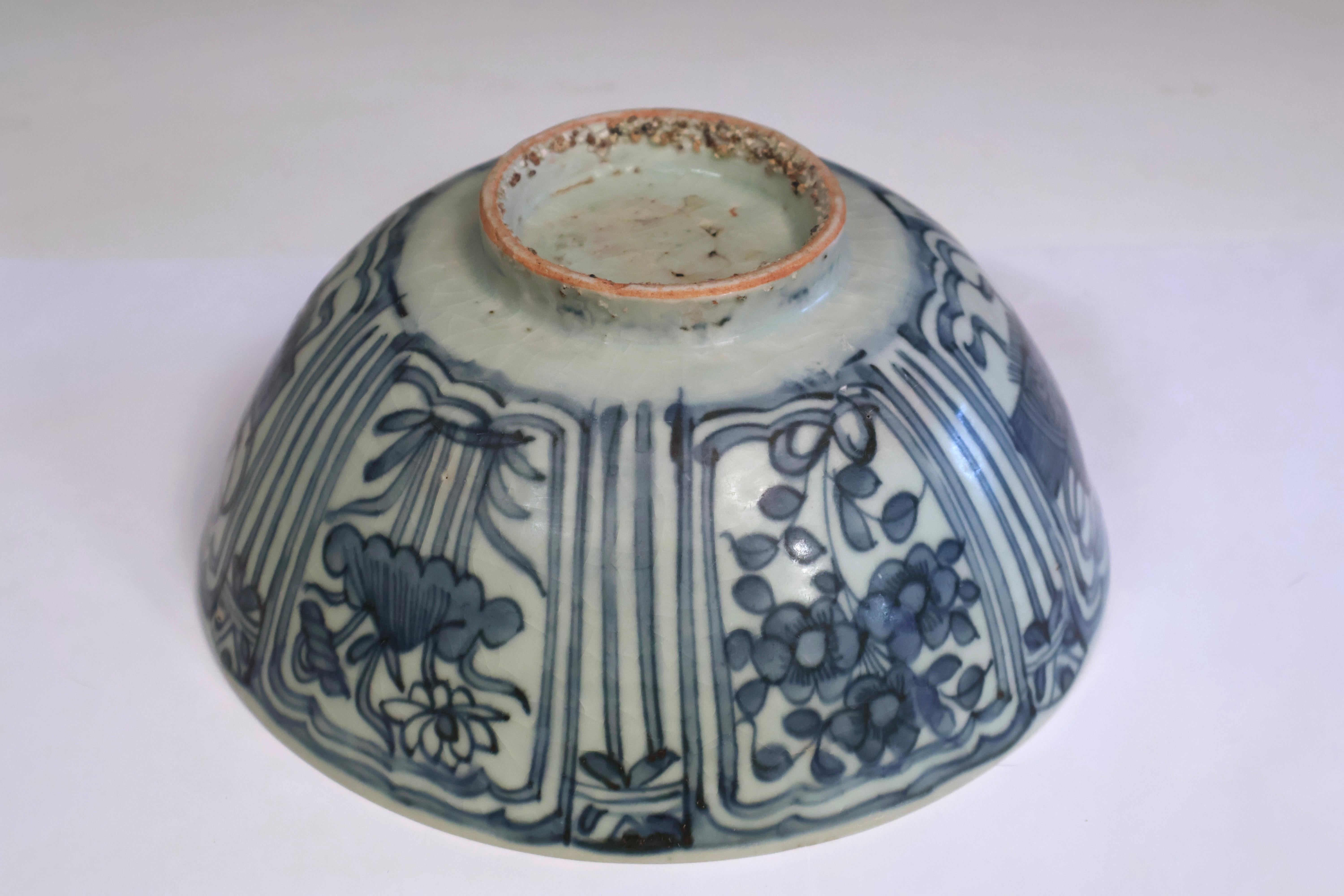 Antike Ming-Dynastie Chinesisch Export Porzellan Swatow Blau & Weiß Schüssel (18. Jahrhundert und früher) im Angebot