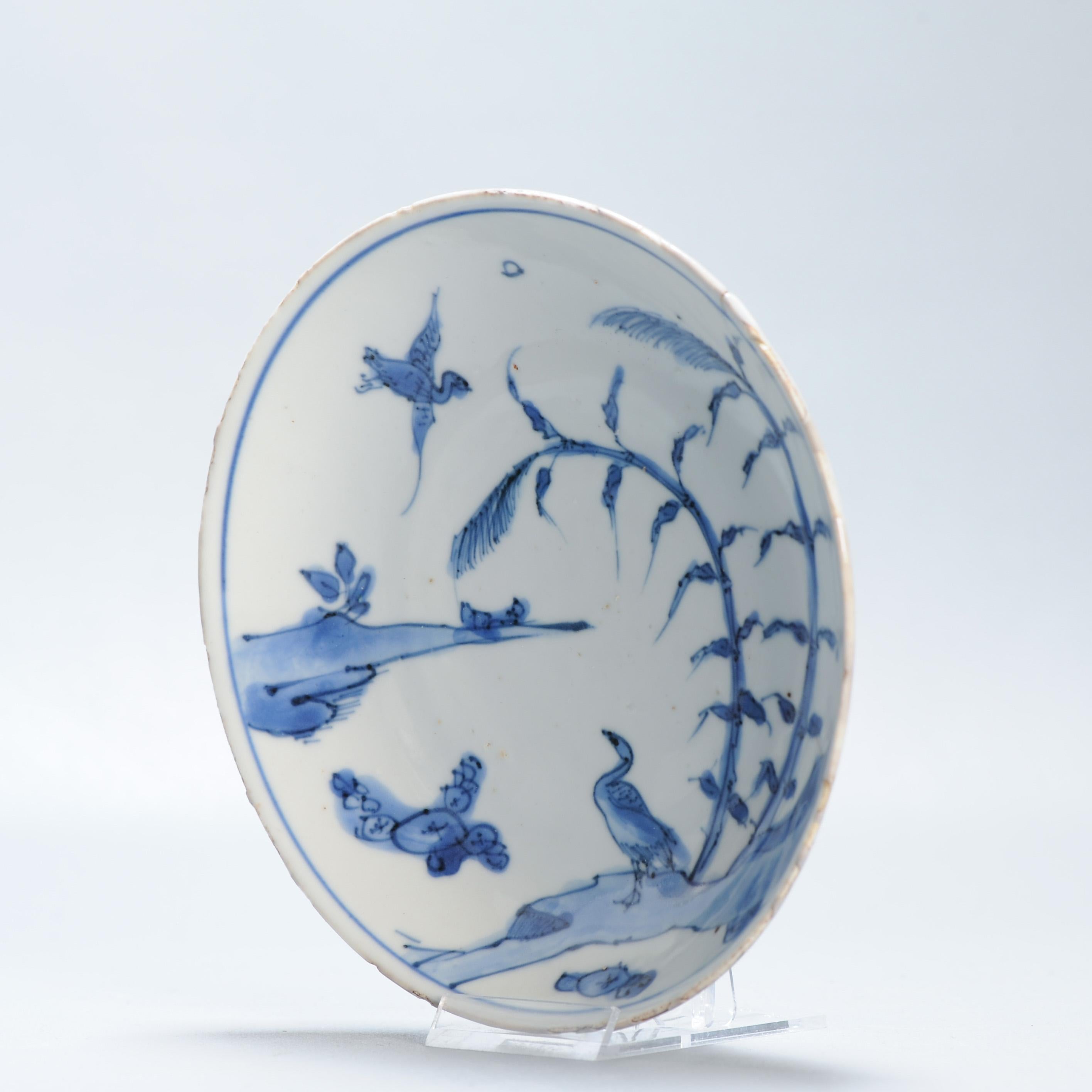 Antique Ming Kosometsuke Chinese Porcelain Dish Flying Ducks Tianqi Period In Good Condition In Amsterdam, Noord Holland