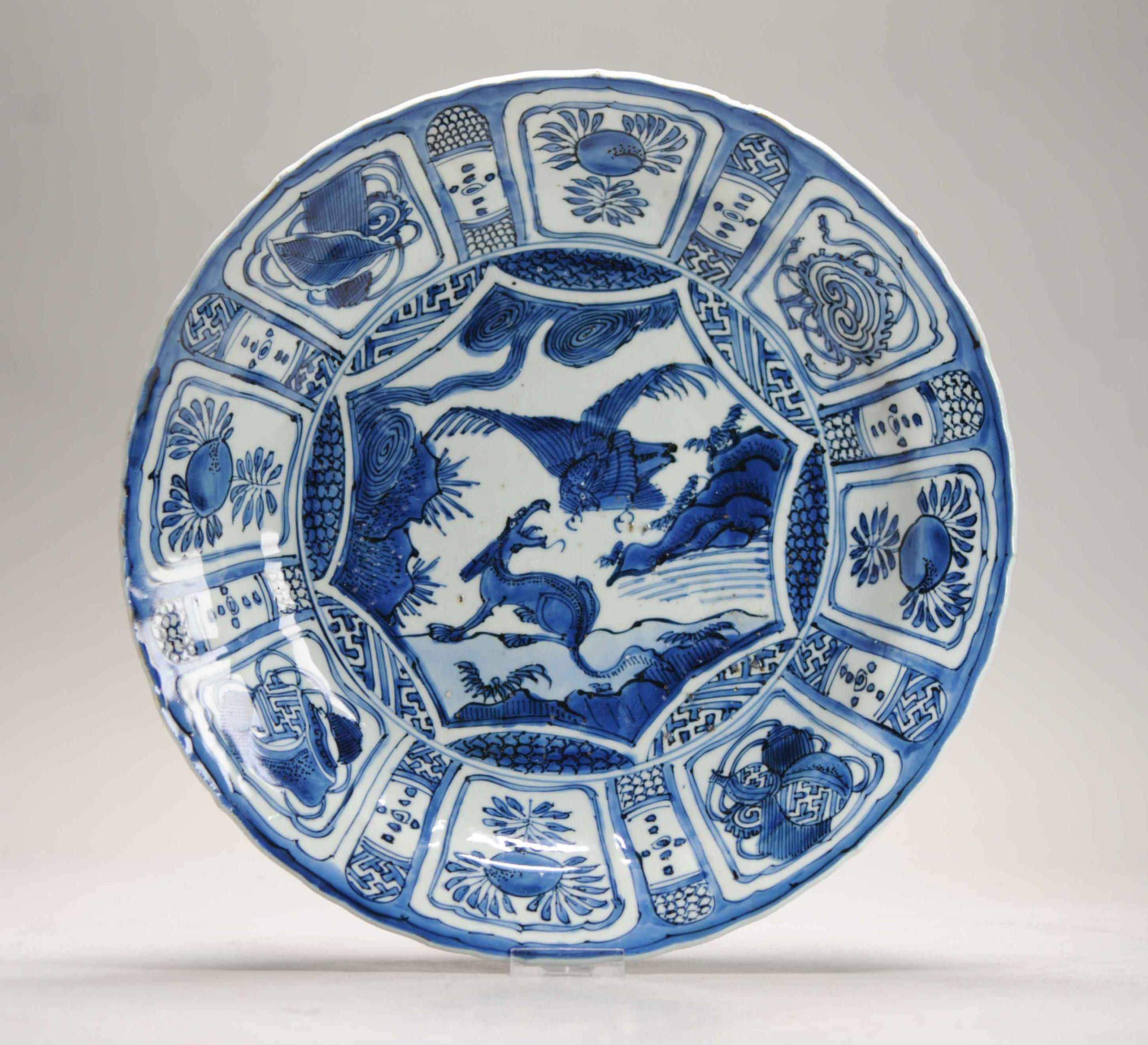 Sharing with you this new arrival. An amazing Blue and white porcelain dish, Kraak porcelain. ⁠
⁠
China, Ming dynasty Wanli period (1572-1620),⁠
⁠
Decorated in the centre with a bird of prey (Eagle) and a Goat. The back decorated with many Lingzhi