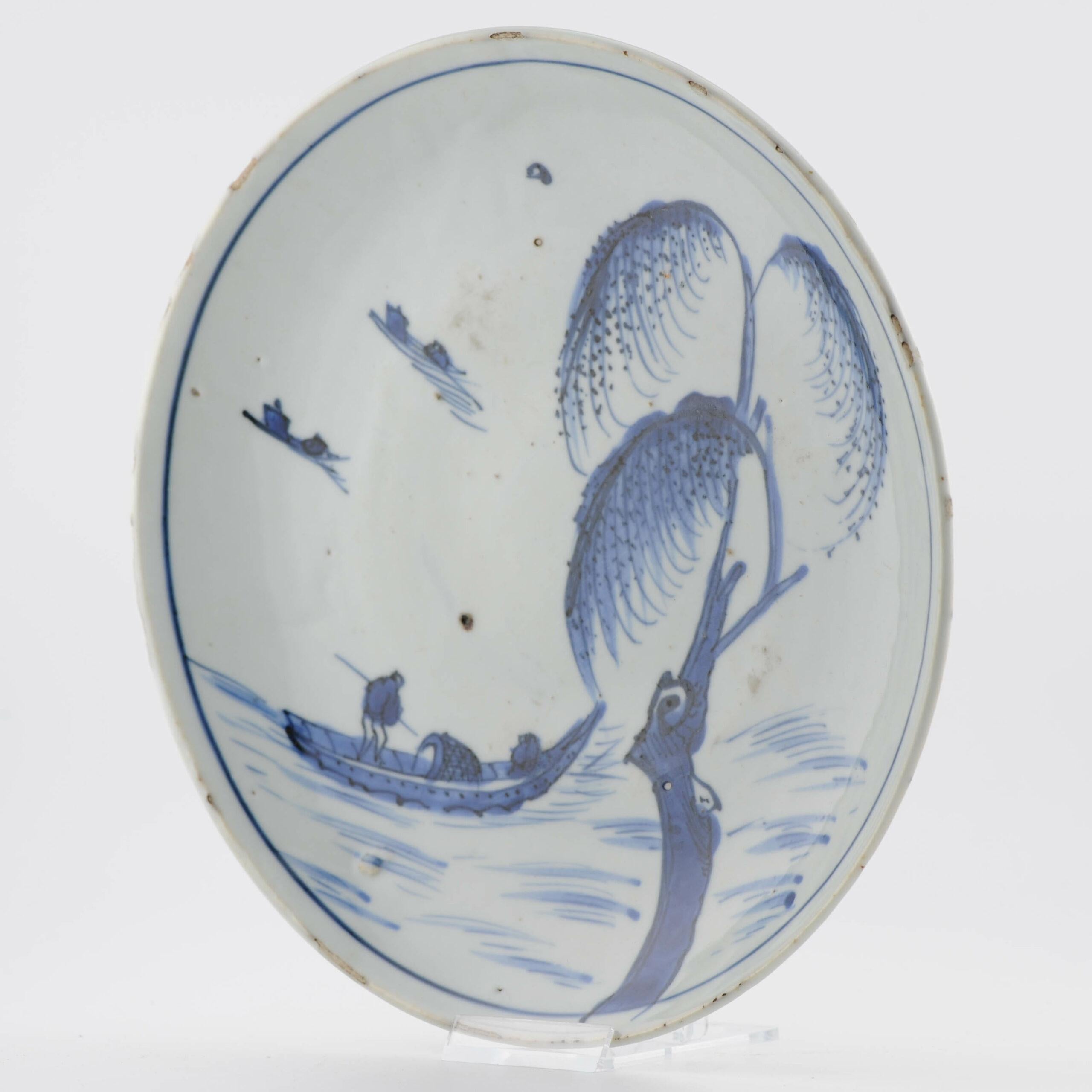 XVIIIe siècle et antérieur Ancien plat en porcelaine chinoise de la période Ming Kosometsuke Fisherman en vente