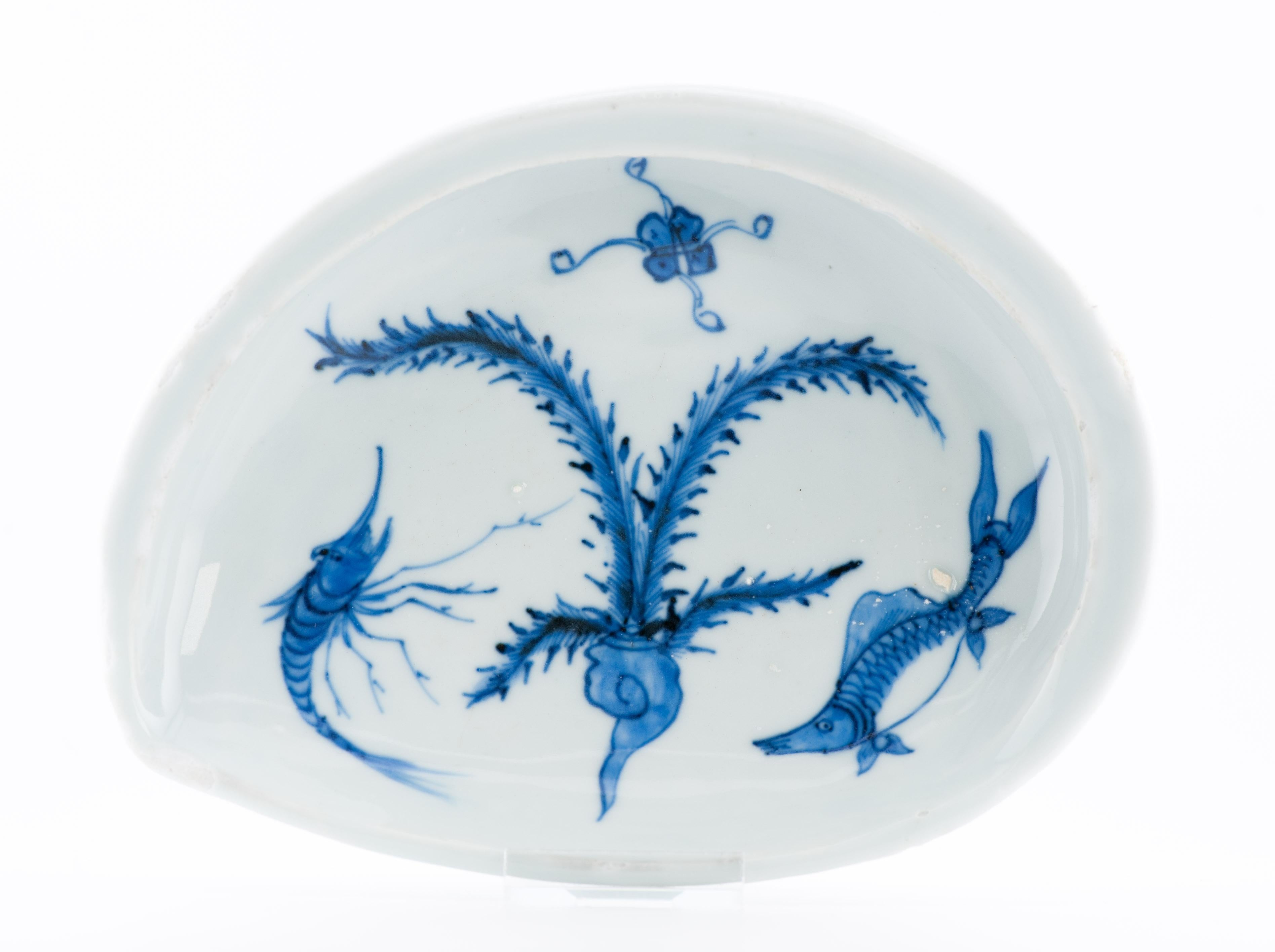 18th Century and Earlier Antique Ming Period Fish and Shrimp Kosometsuke Chinese Porcelain Kaiseki Dish For Sale