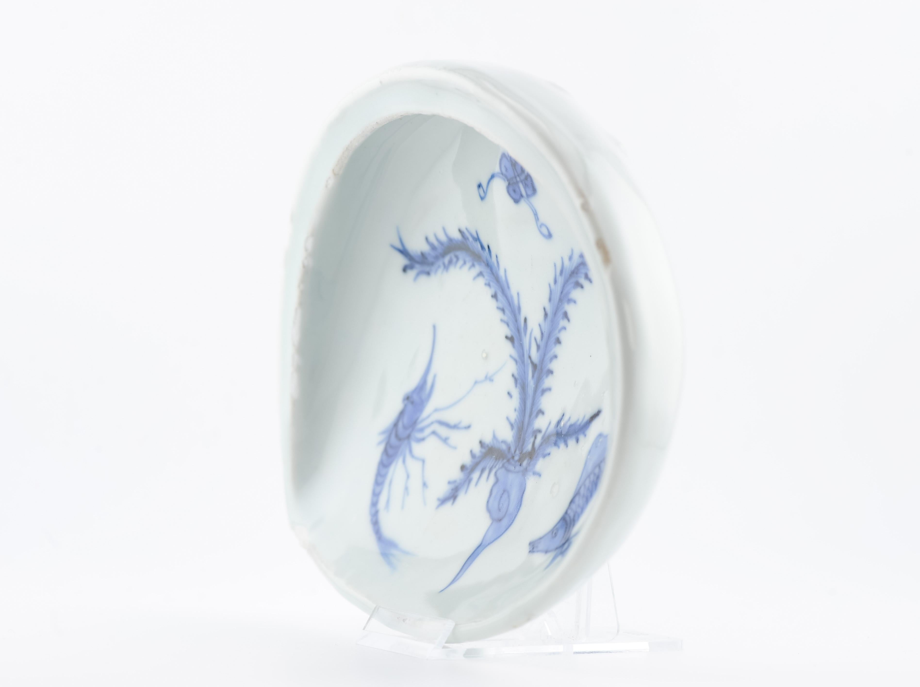 Antique Ming Period Fish and Shrimp Kosometsuke Chinese Porcelain Kaiseki Dish For Sale 2