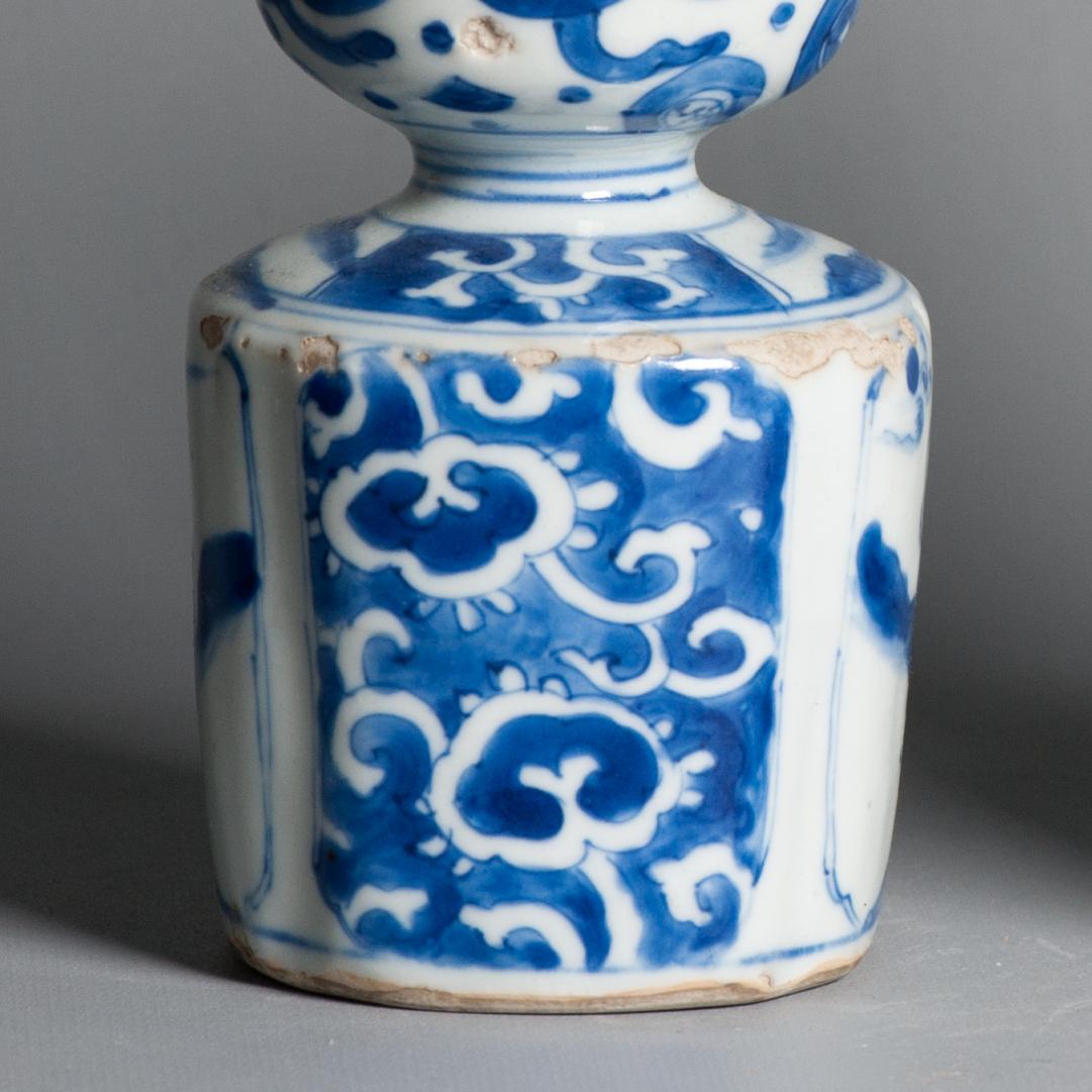 Antique Ming Period Kraak Tokkuri Sake Bottles Kosometsuke Landscape Chinese For Sale 4