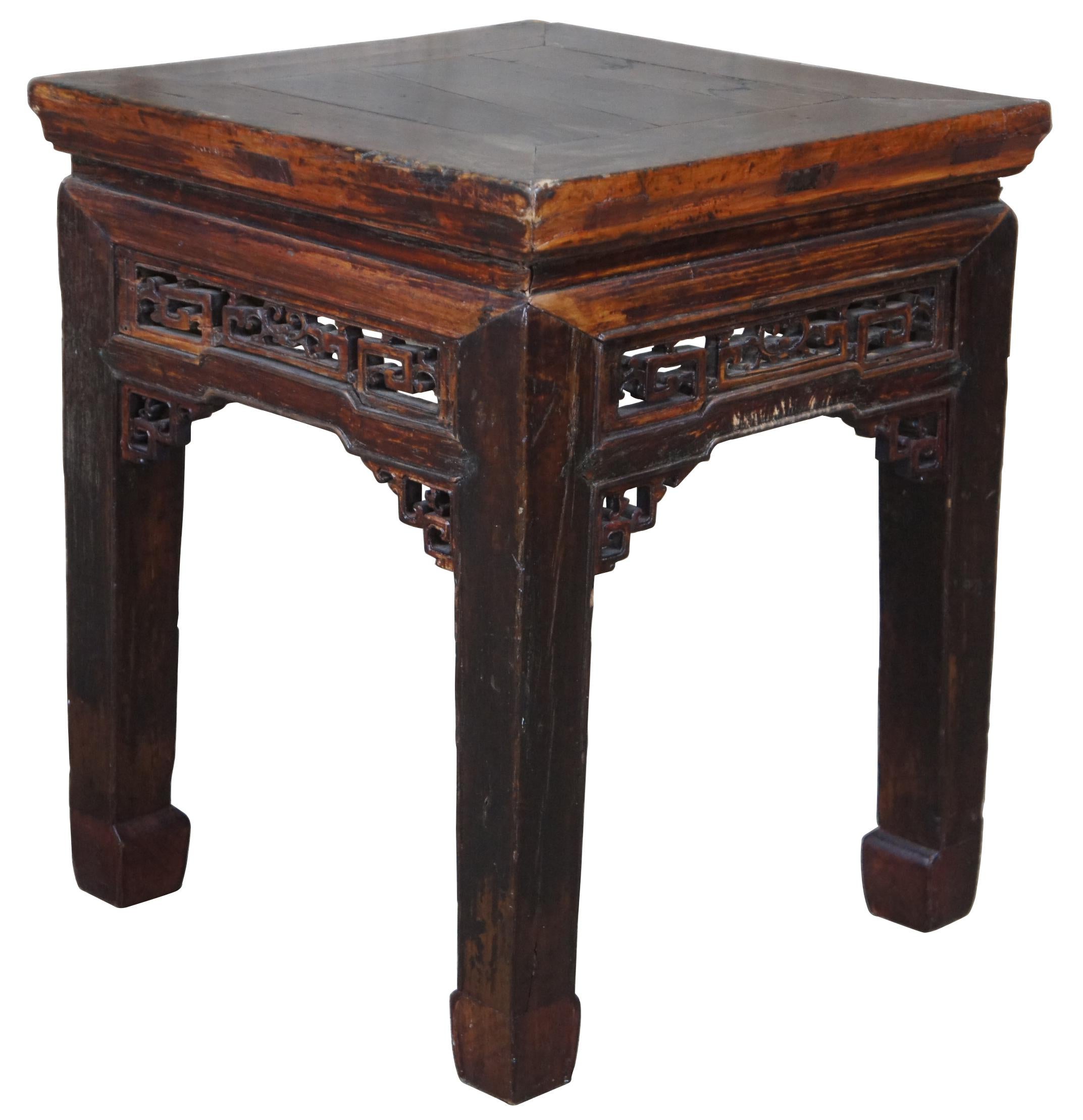 Antique Ming Style Elm Carved Asian Plant Stand Side Table Stool Chinoiserie In Good Condition In Dayton, OH