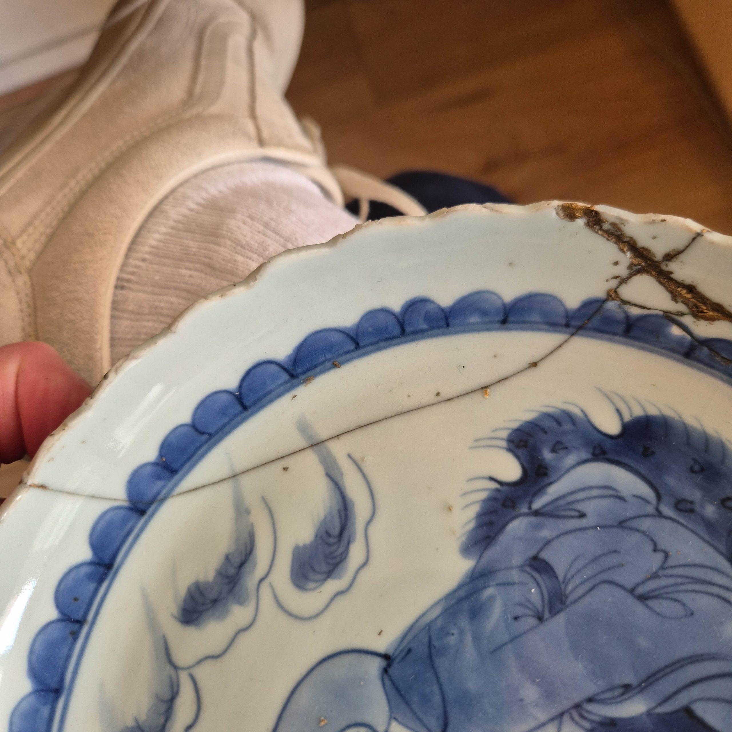 Antike Ming Tianqi chinesischen Porzellan Kosometsuke Platte Luohan und markiert Basis im Angebot 2