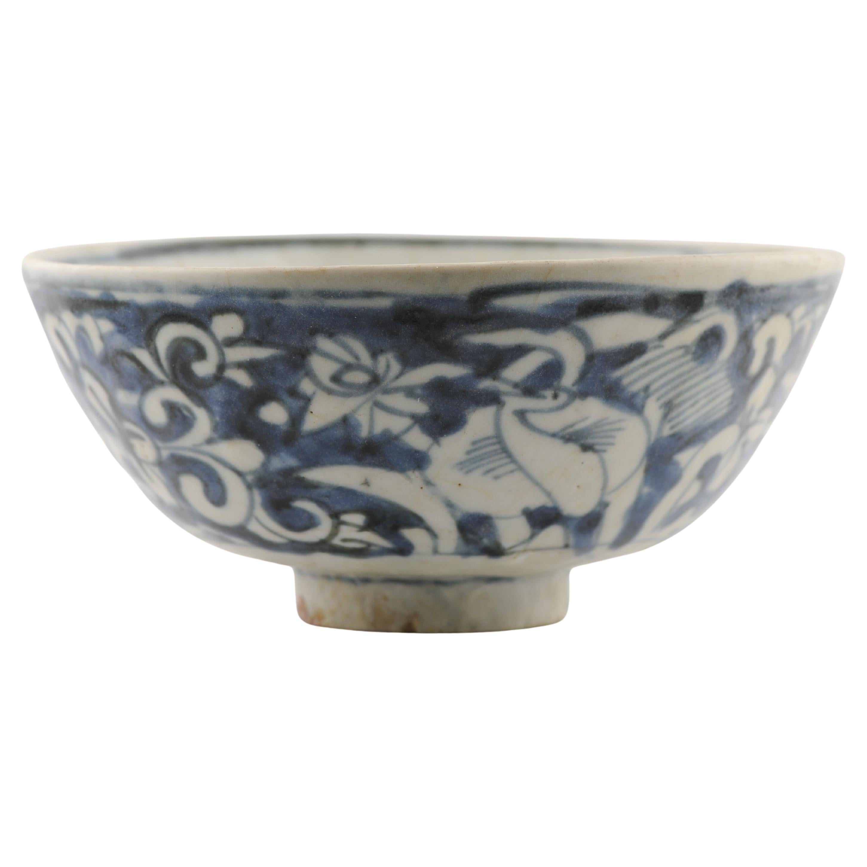 Antique Ming Wanli 1560-1590 Chinese Porcelain Swatow/Zhangzhou Bowl