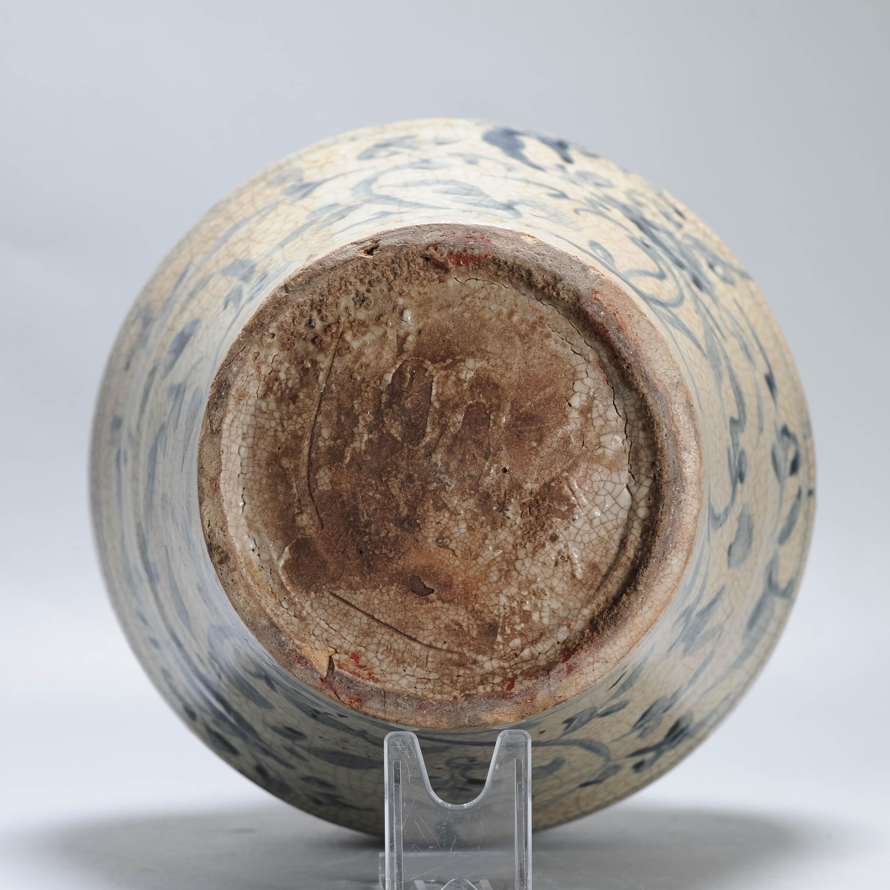 Descrizione

Un grande piatto ben decorato del 1600-1630 circa.
Pezzo pesante e di grandi dimensioni con splendide decorazioni in rosso e verde
Scatola portaoggetti inclusa.
Un pezzo simile nella letteratura, vedi immagini.

Condizione
solo alcuni
