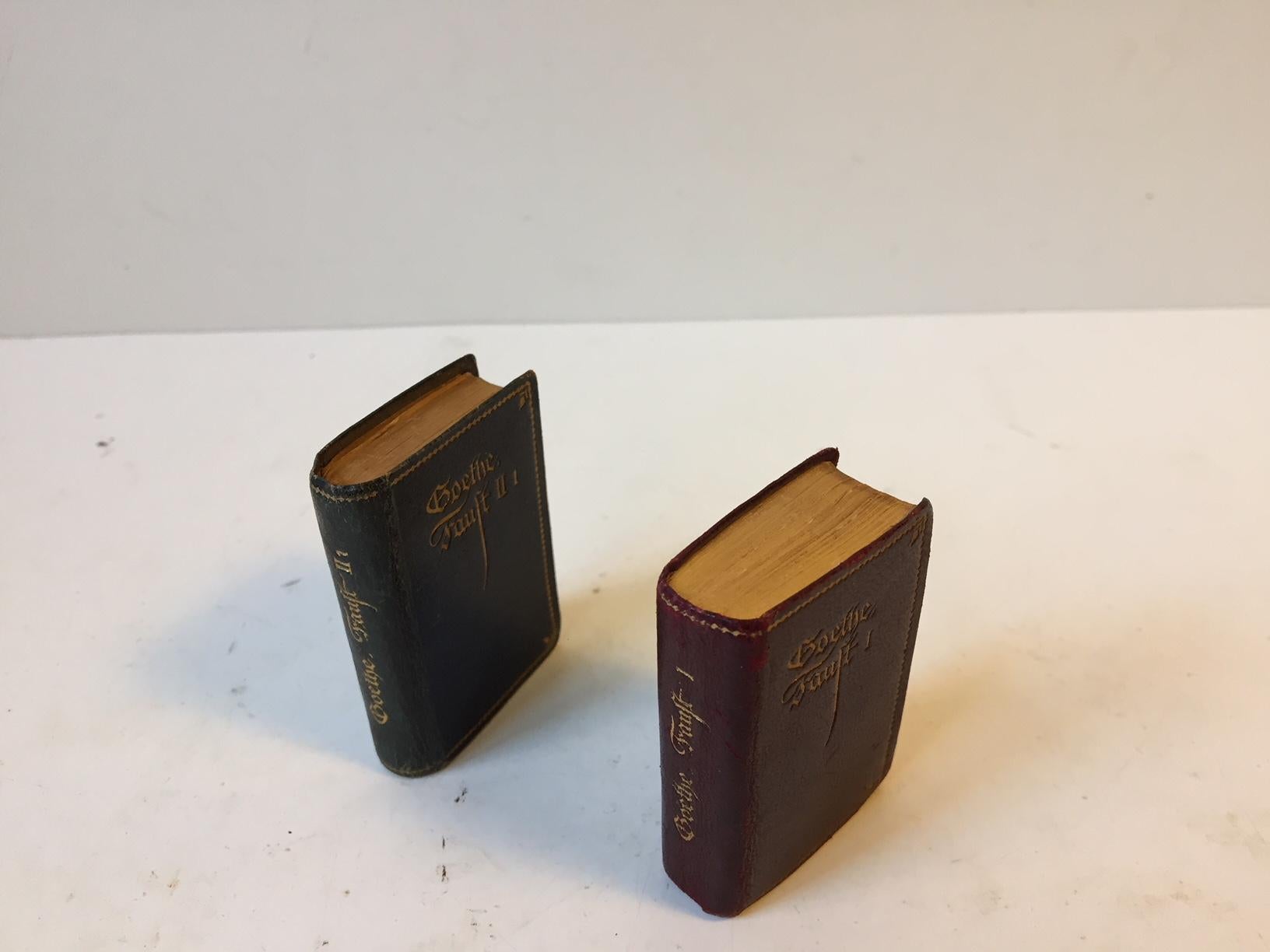 Livres anciens de Miniatures 'Faust' de Goethe I+I, Schmidt & Günther, Leipzig, 1907 État moyen - En vente à Esbjerg, DK