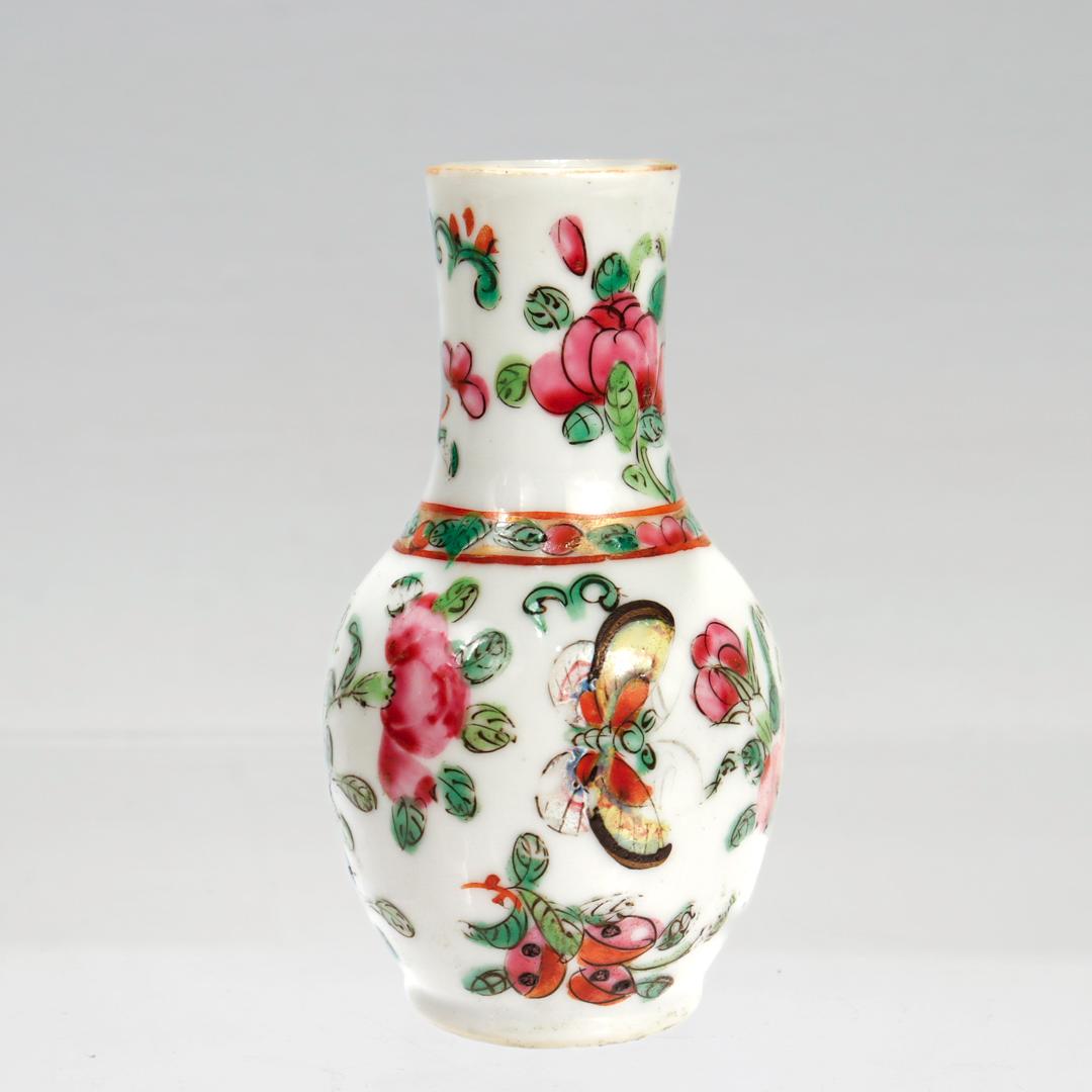 Antique Miniature Chinese Rose Mandarin Porcelain Vase In Good Condition In Philadelphia, PA