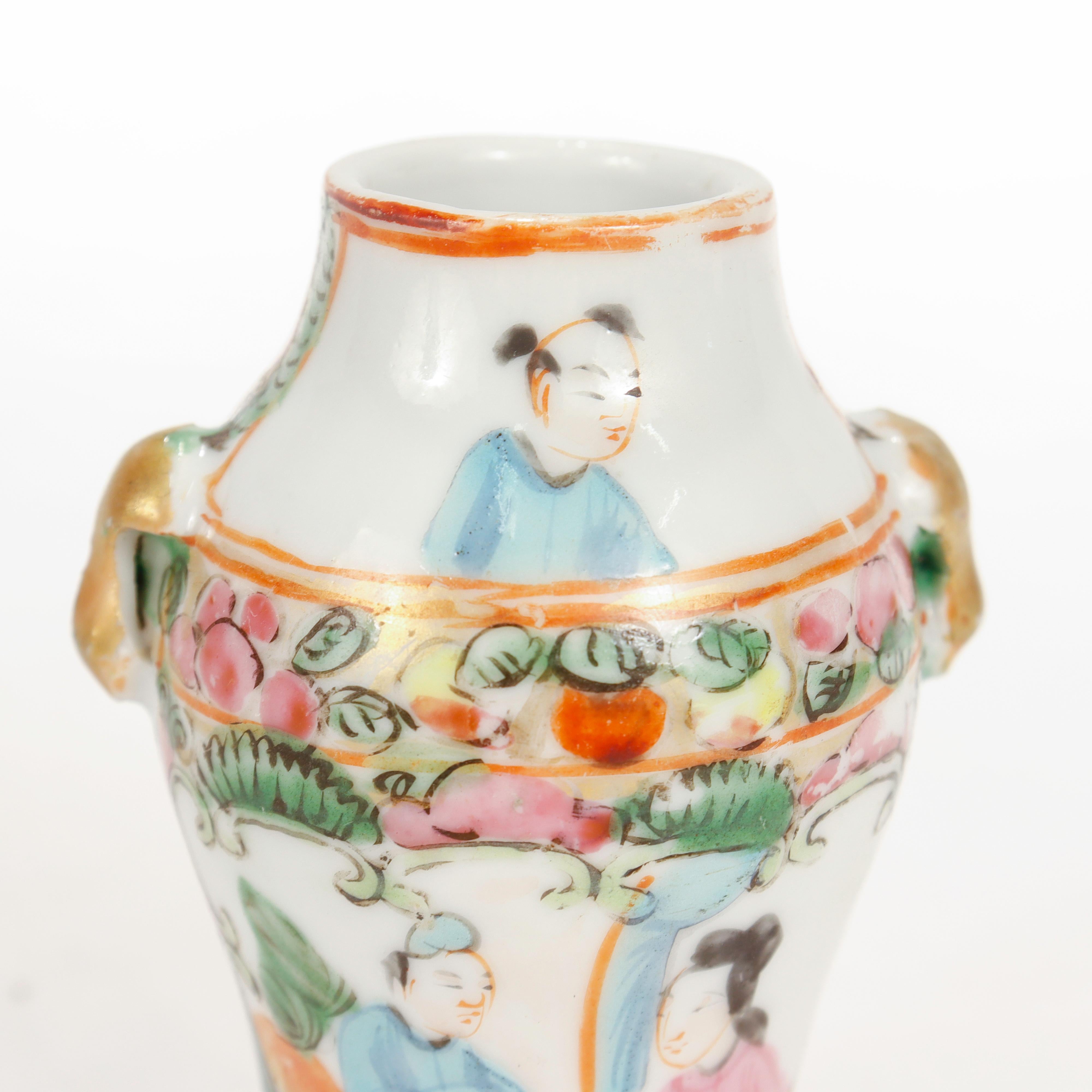 Antique Miniature Chinese Rose Medallion Porcelain Vase 5